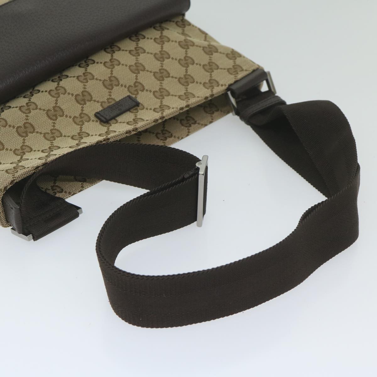Stylish Beige Canvas Shoulder Bag for Women - Lightweight & Durable Crossbody Purse - Perfect for Work, Travel & Everyday Use
