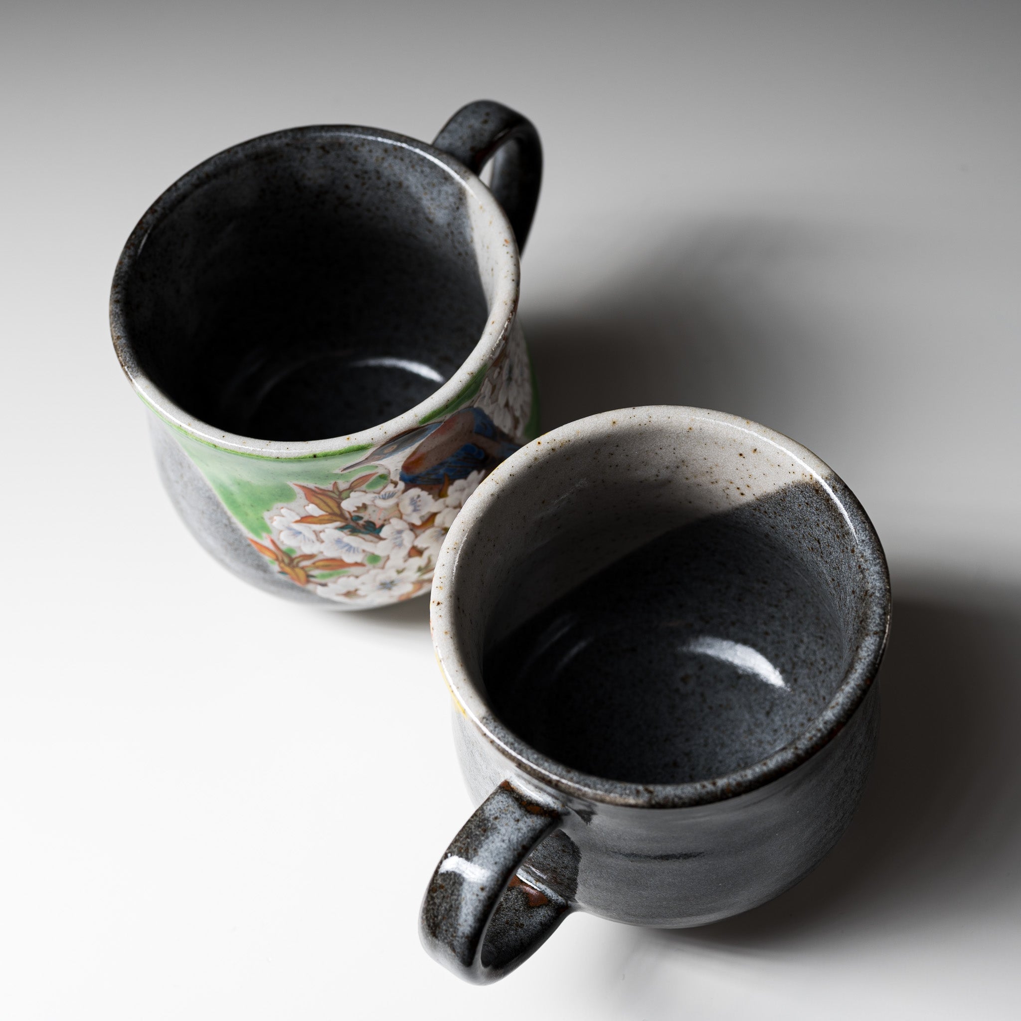 Kutani Ware Gold Kacho Fugetsu Pair Mug Cup Set - Japanese Porcelain Tea Cups with Floral & Bird Design - Perfect for Home Decor, Tea Ceremonies & Gift Giving