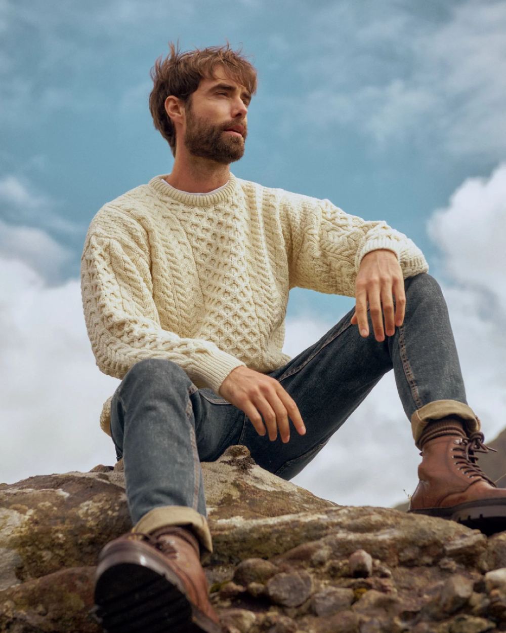Aran Inisheer Traditional Irish Wool Sweater for Men & Women - Warm Handmade Knitwear for Winter, Fall & Outdoor Activities