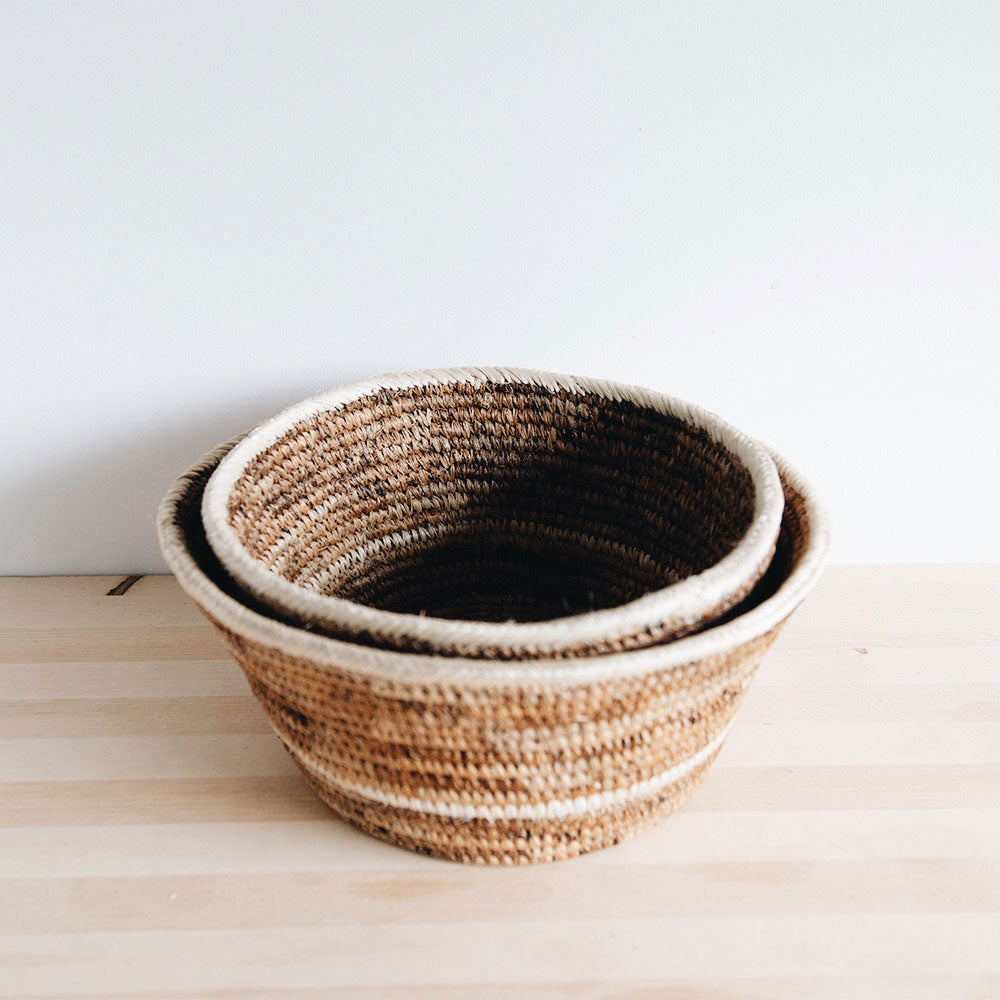 Eco-Friendly Banana Fiber Table Basket - Natural & Sustainable Storage Organizer for Home, Office, or Kitchen Decor