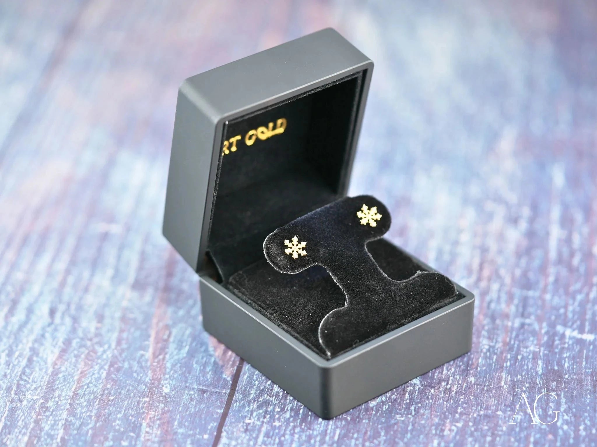 18K Gold CZ Flower Stud Earrings for Women - Floral Spark Elegant Jewelry Gift for Birthday, Anniversary & Special Occasions
