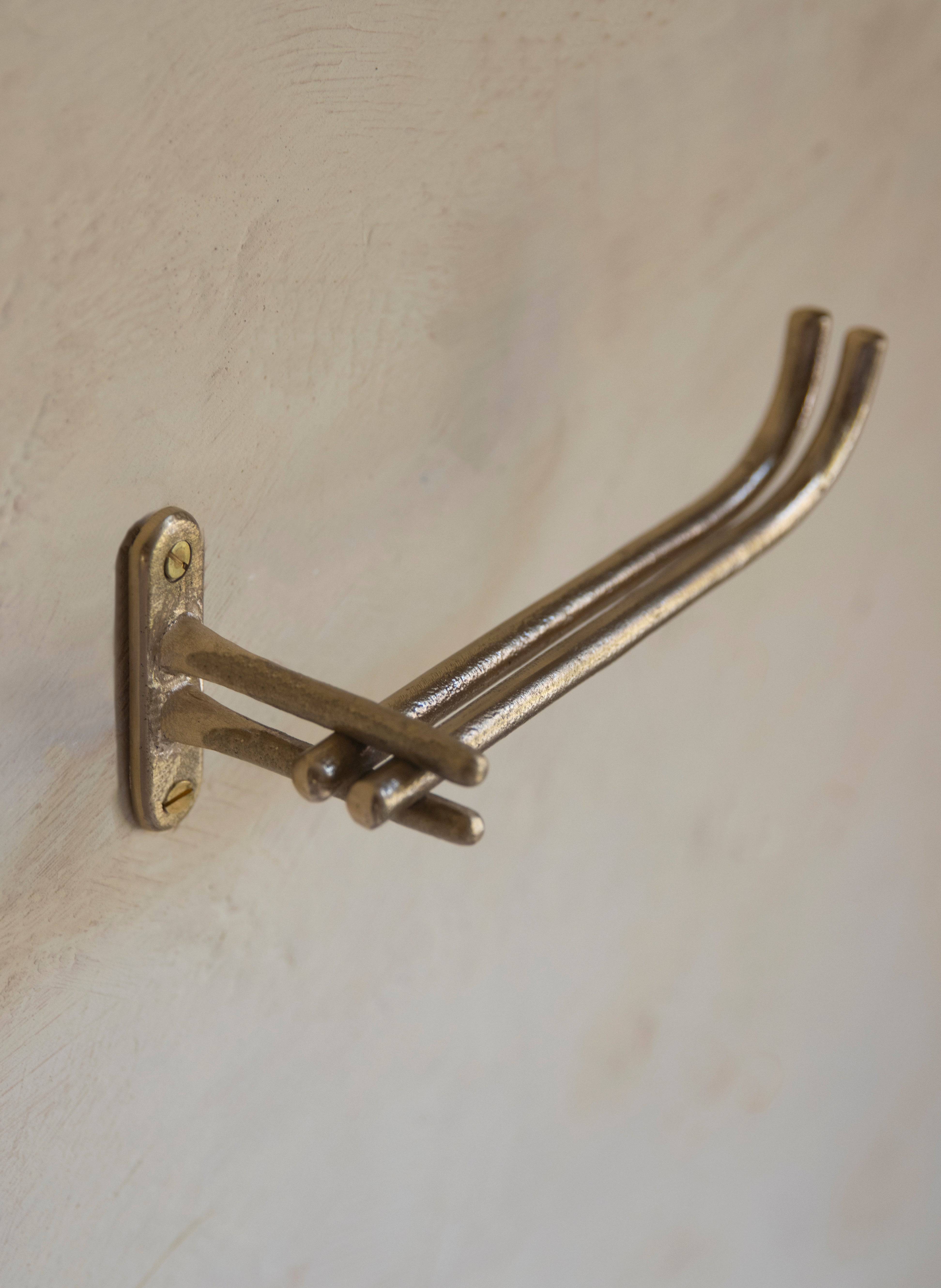 Forme No.17 Wall Mounted Toilet Paper Holder - Durable Bathroom Tissue Roll Dispenser for Home, Office & RV Use