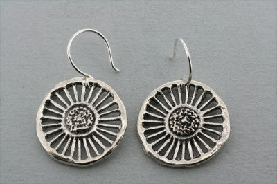 Vintage Wagon Wheel Earrings for Women - Western Boho Style Dangle Hoop Earrings - Perfect for Cowgirl Costume, Country Music Festival & Western Themed Party