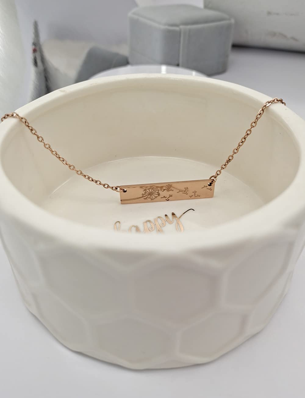Dandelion Seed Geometric Pendant Necklace - 18 Inch Minimalist Bar Jewelry for Women, Mothers & Daughters | Perfect for Everyday Wear, Gifts & Special Occasions