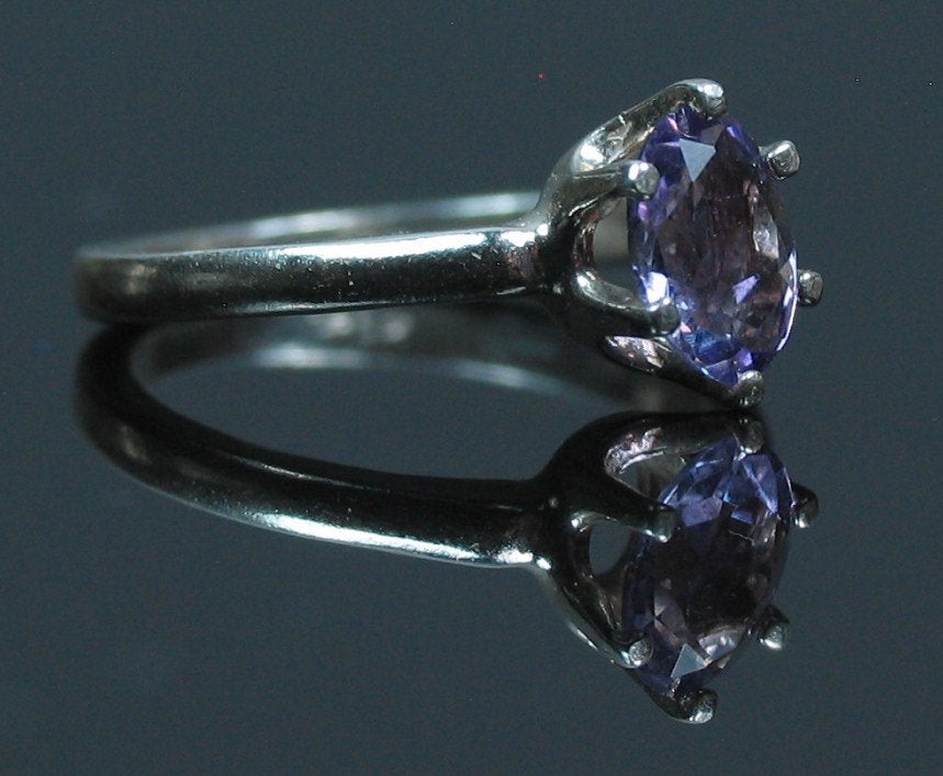 1ct Natural Amethyst Solitaire Ring - Solid Sterling Silver or 14K White/Yellow Gold - 7x5mm Oval Cut, Size 7, VVS Eye Clean - Perfect for Engagement, Anniversary & Everyday Elegant Jewelry