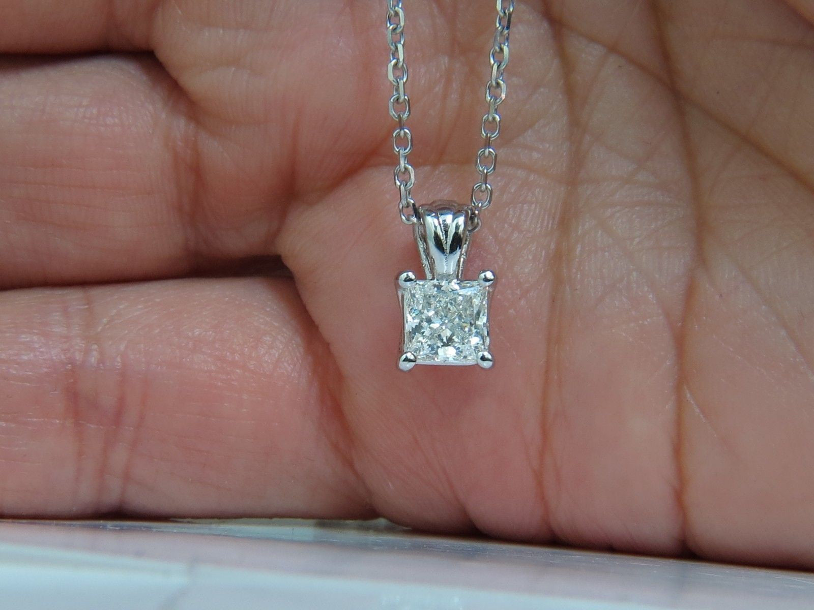 1.01CT GIA Certified Princess Cut Diamond Solitaire Pendant in 14kt Gold (H/VVS1) - Elegant Necklace for Weddings, Anniversaries & Special Occasions