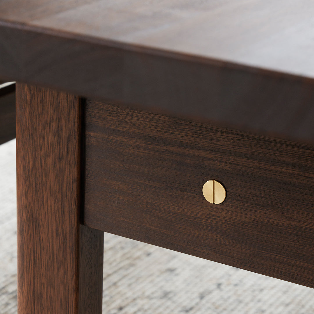 BM0698 Asserbo Modern Dining Table - Solid Wood Kitchen Table for 6, Perfect for Family Gatherings & Dinner Parties