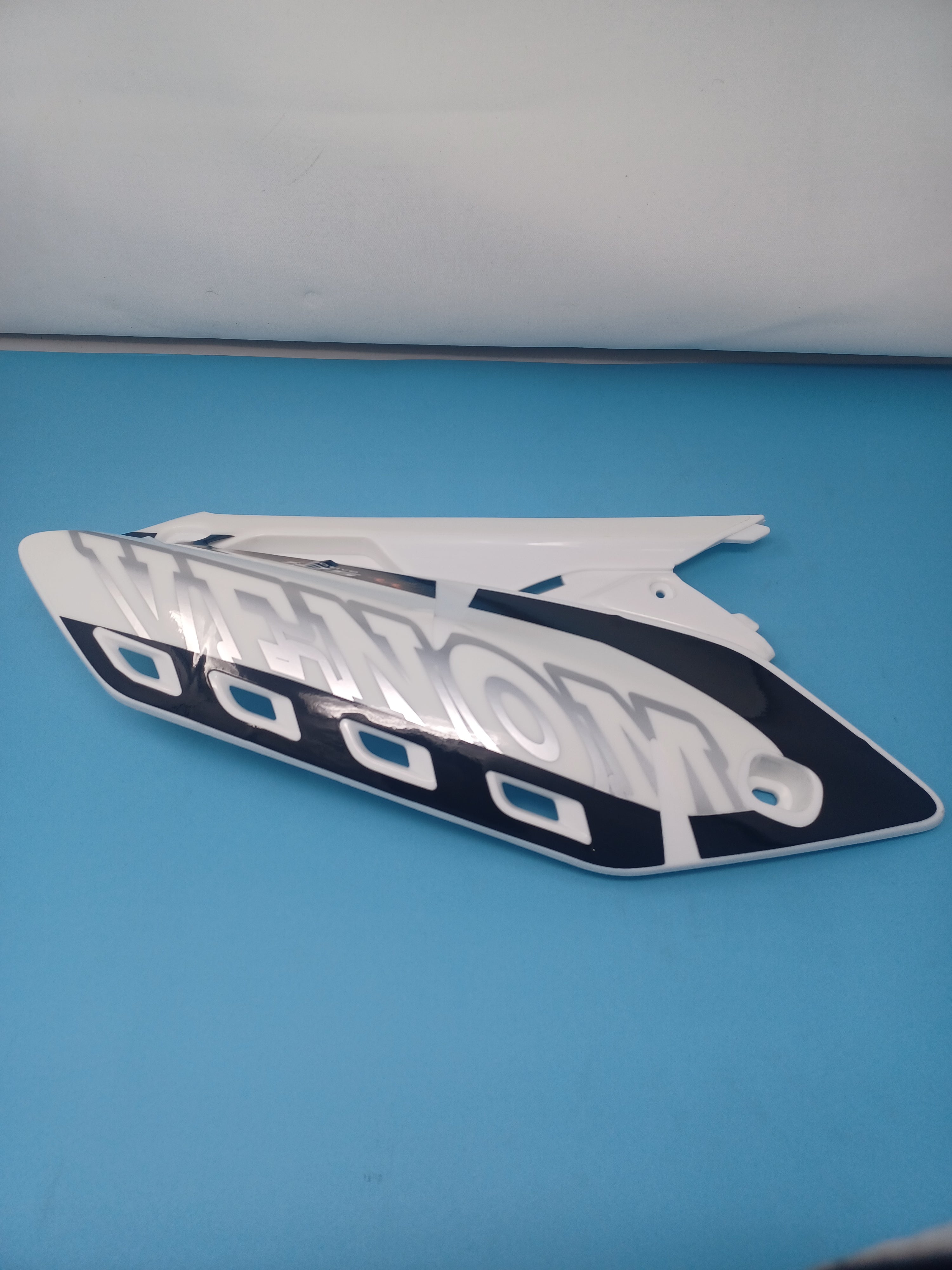 Venom Thunder 125cc Dirt Bike Rear Right Fender Replacement Part (301052002001) - Perfect for Off-Road Racing & Trail Riding