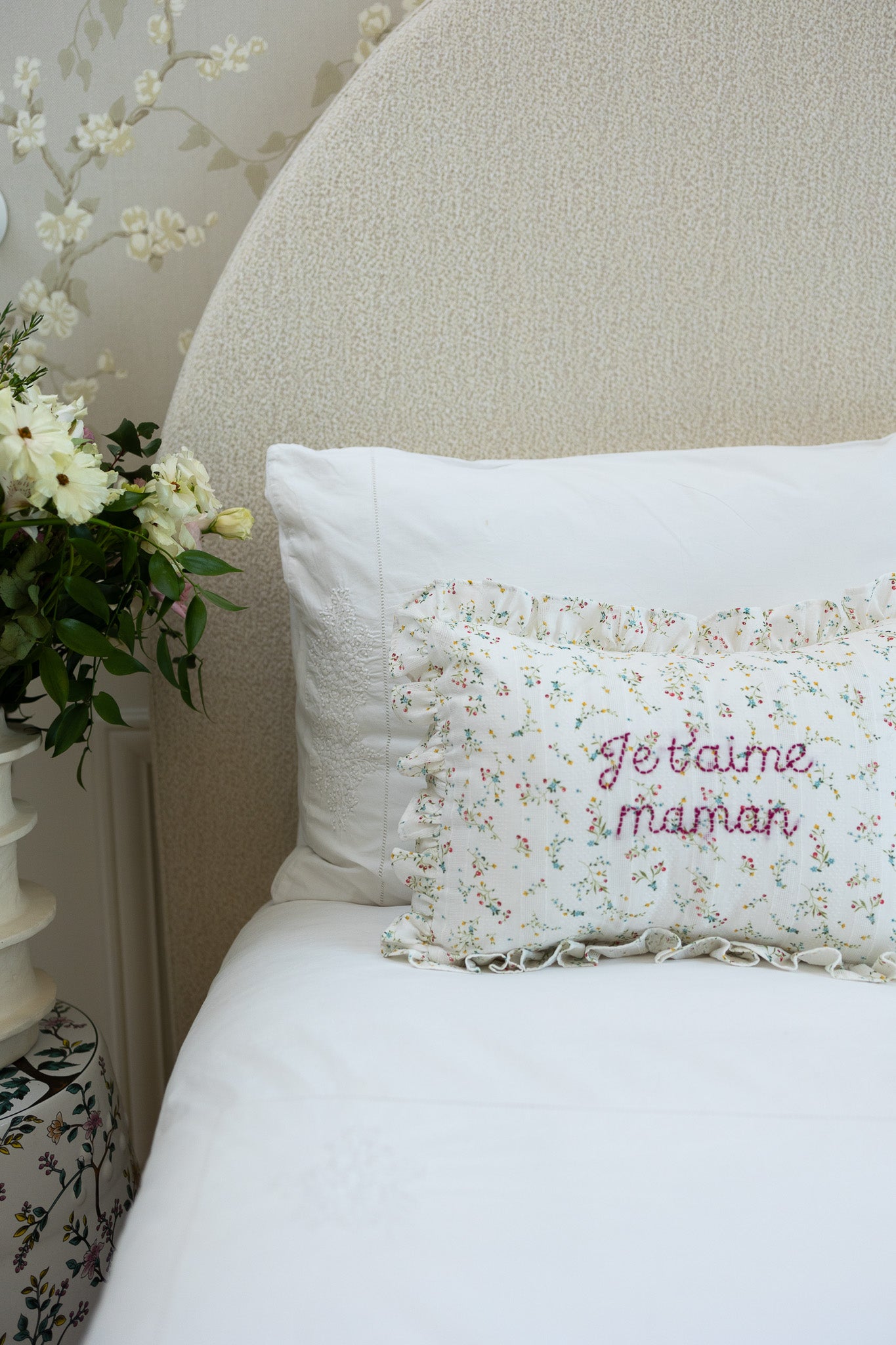 Provence Style Cushion Cover - Soft Decorative Pillow Case for Sofa, Bed & Home Decor - French Country Farmhouse Aesthetic