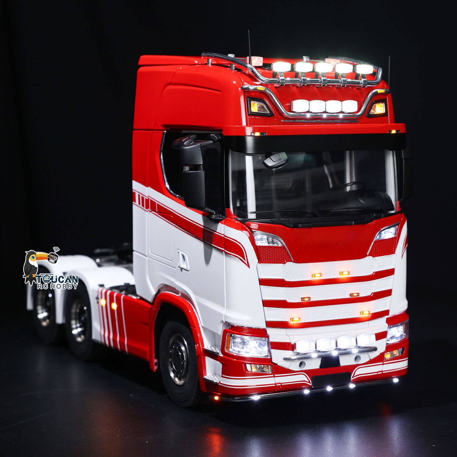1/14 Scale RC Tractor Truck 770S - 6x6 Metal Chassis with Light, Sound & Smoke Effects - 3-Speed Transmission & Differential Lock - Openable Cabin - I6S Remote Control - Perfect for Off-Road Adventures & Construction Play