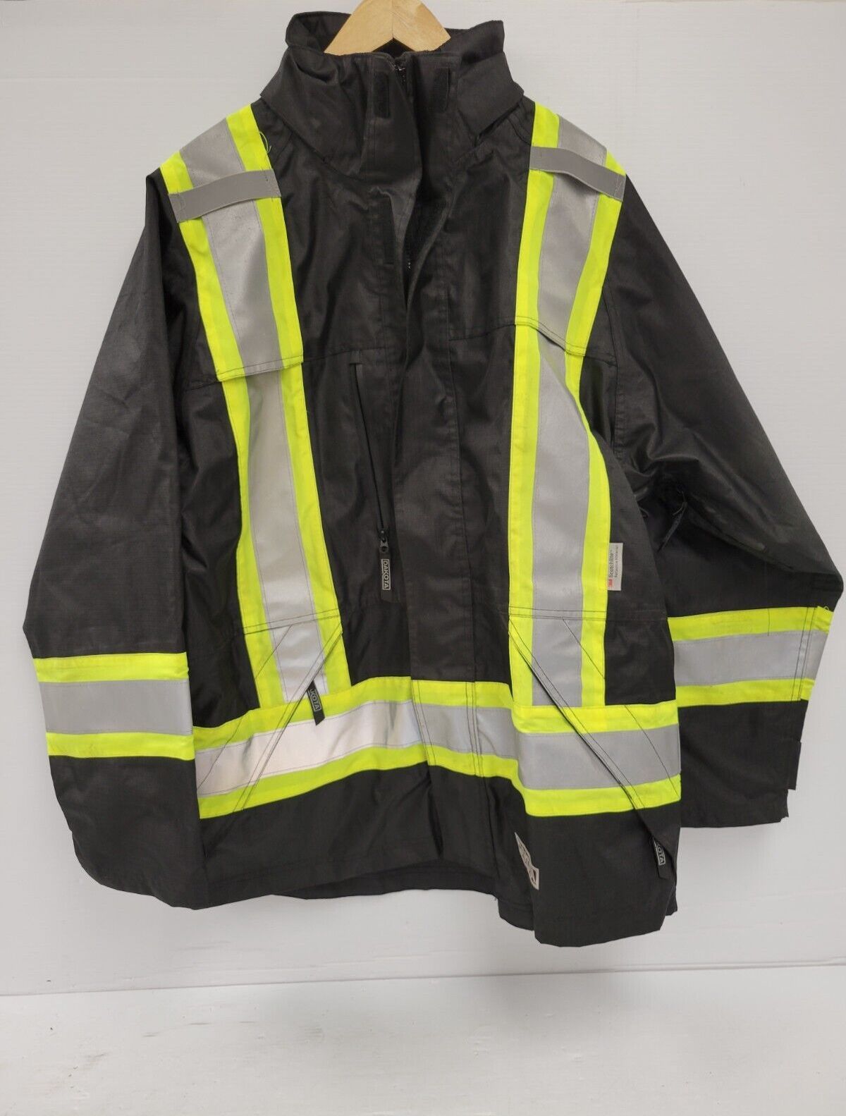 Dakota Work Jacket for Men - Size M, Durable & Comfortable Workwear for Construction, Farming & Outdoor Jobs