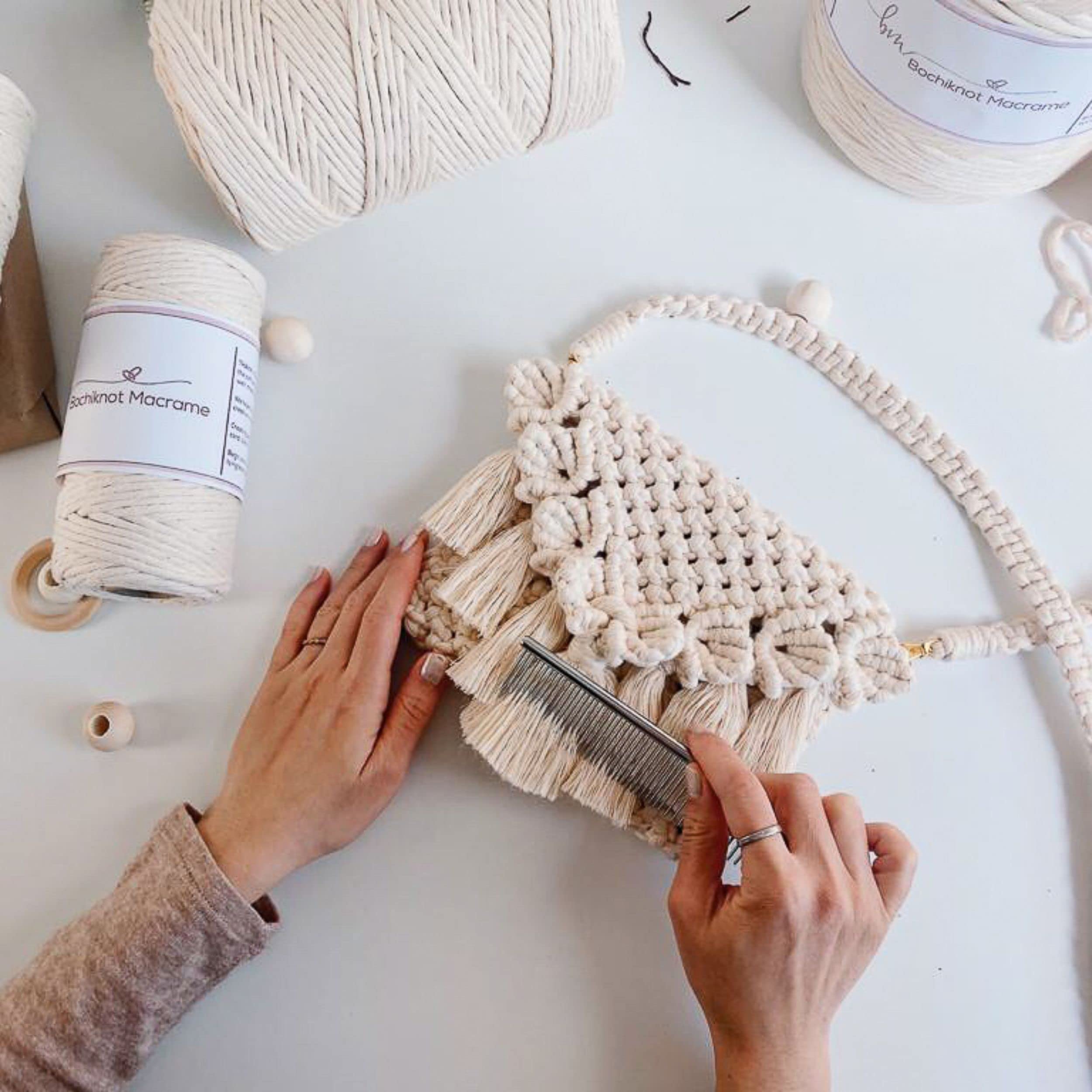 BOCHIKNOT Macrame Fringe Comb - Stainless Steel Craft Comb for Fiber Macrame & Knotting - DIY Macrame Tools for Cotton Cord Rope - Wall Hanging & Plant Hanger Supplies - Perfect for Home Decor and Boho Crafts