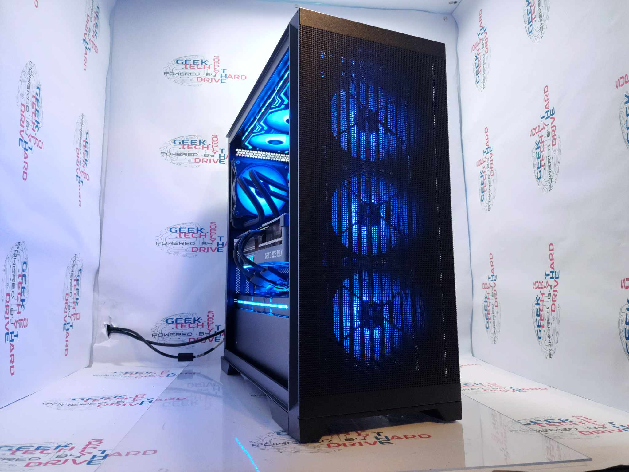 Custom Gaming PC Desktop - Intel Core i7 13700K, NVIDIA RTX 5080, 2TB M2 SSD, 32GB DDR5 5600MHz, RGB Lighting - Perfect for VR Gaming, Streaming & High-Performance Computing