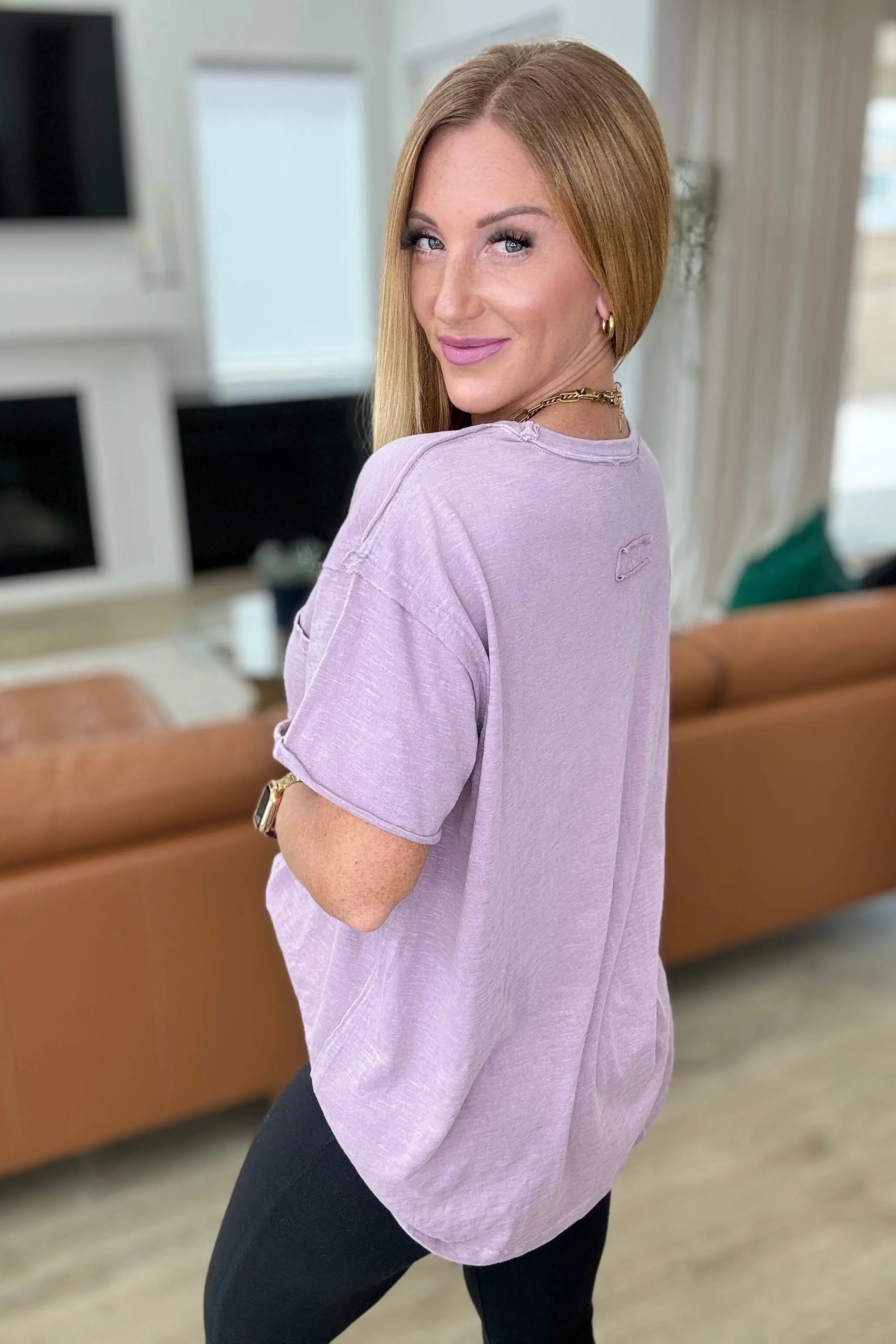 Stylish Mauve Patch Pocket T-Shirt for Men & Women | Soft Cotton Casual Tee | Perfect for Everyday Wear, Weekend Outings & Layering