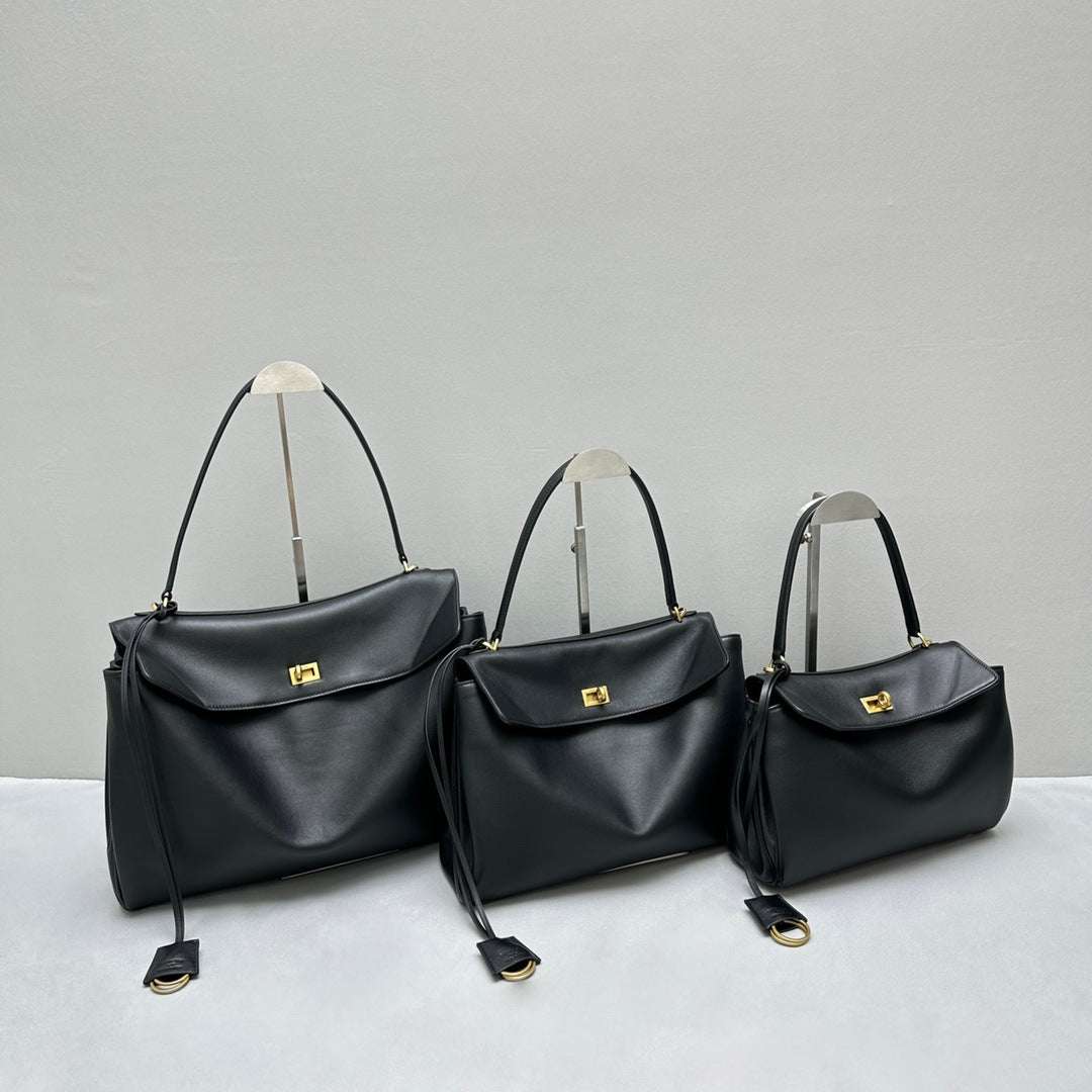 Premium Genuine Leather Large Shoulder Bag for Women - Stylish & Spacious Crossbody Tote - Perfect for Work, Travel & Everyday Use