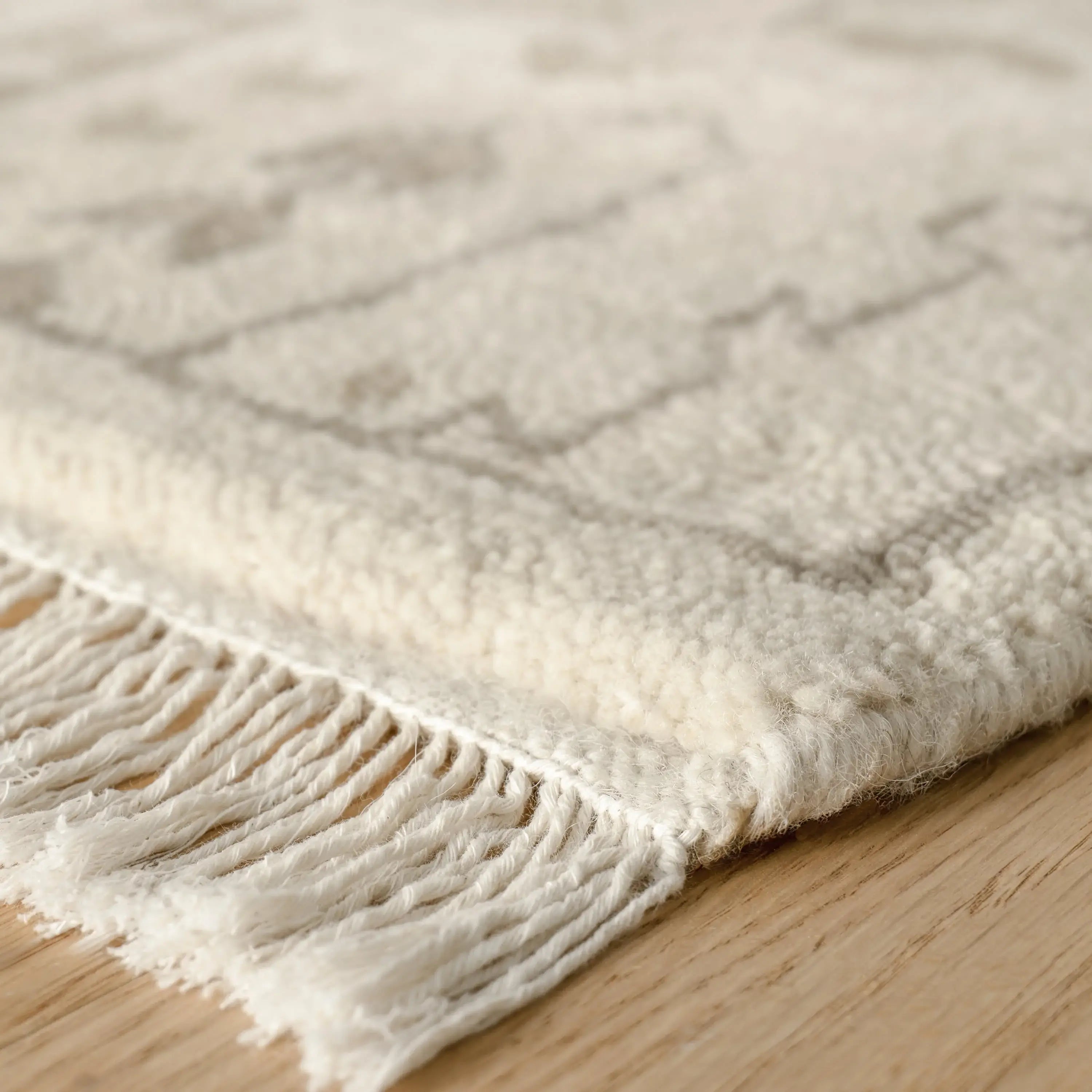 Dash & Albert Dara Cream Hand Knotted Wool Rug - Soft & Durable Area Rug for Living Room, Bedroom, Dining Room - Perfect for Home Decor & Cozy Spaces