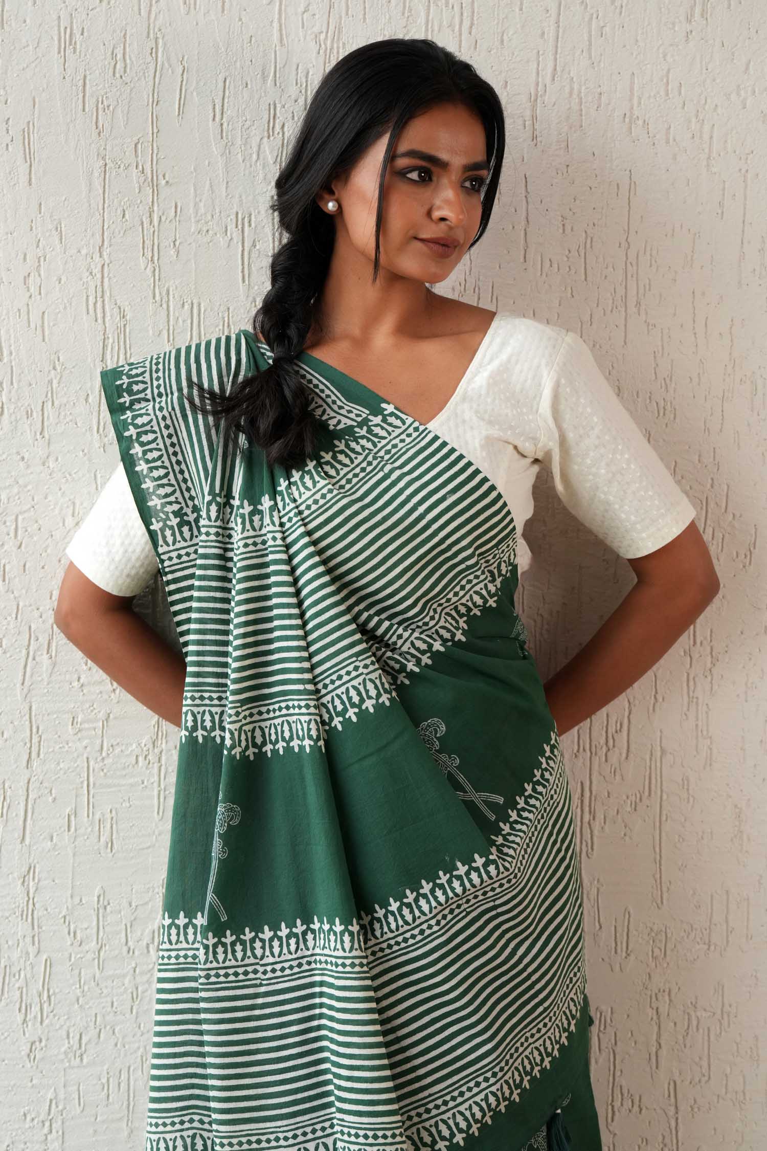 Heritage Aura Hand Block Printed Mulmul Cotton Saree - Lightweight & Breathable Traditional Indian Saree for Weddings, Festivals & Special Occasions