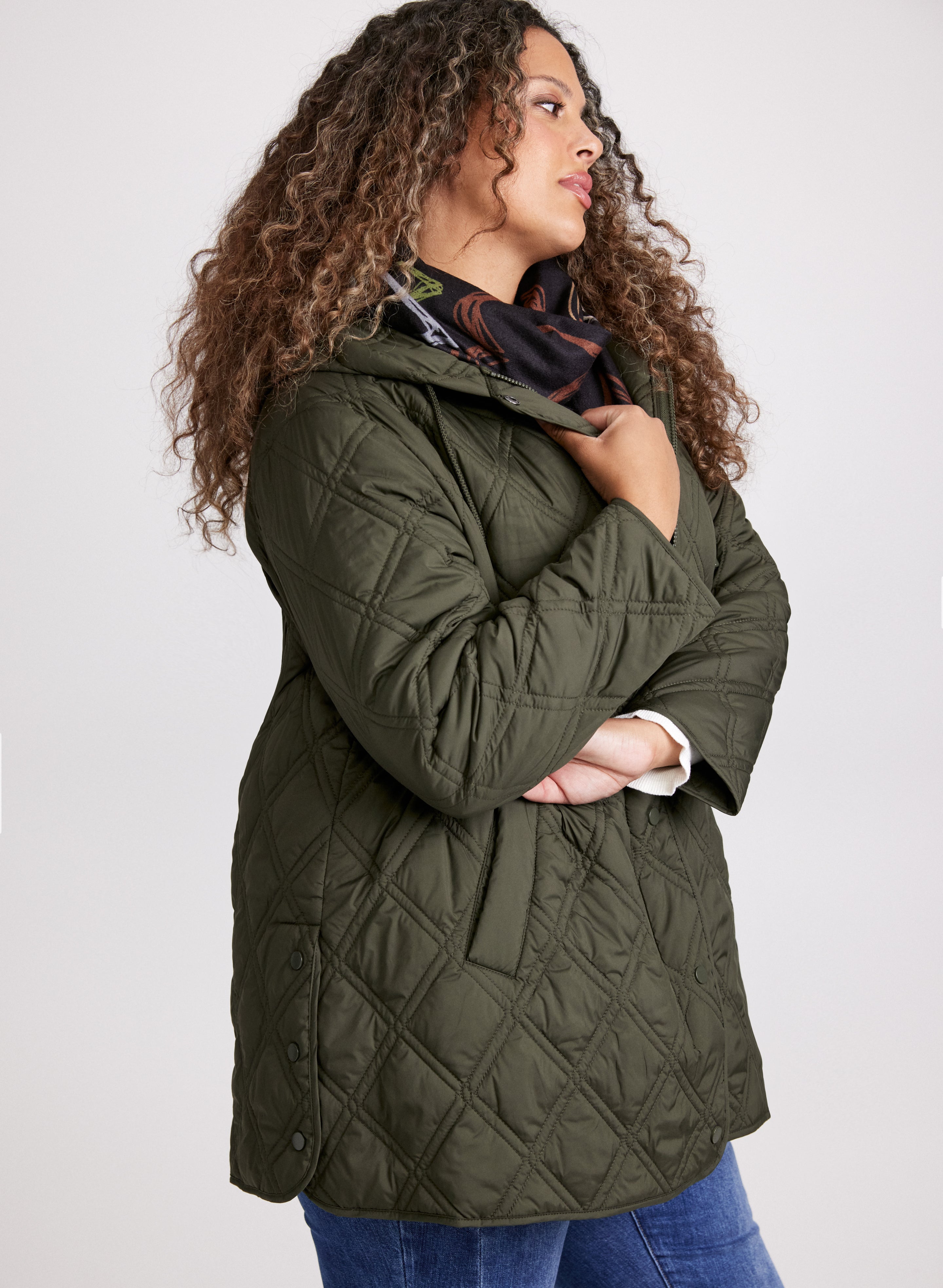 Bernardo Hooded Quilted Jacket for Women - Lightweight Puffer Coat with Warm Insulation, Water-Resistant Outerwear for Fall & Winter - Perfect for Hiking, Travel, and Outdoor Activities