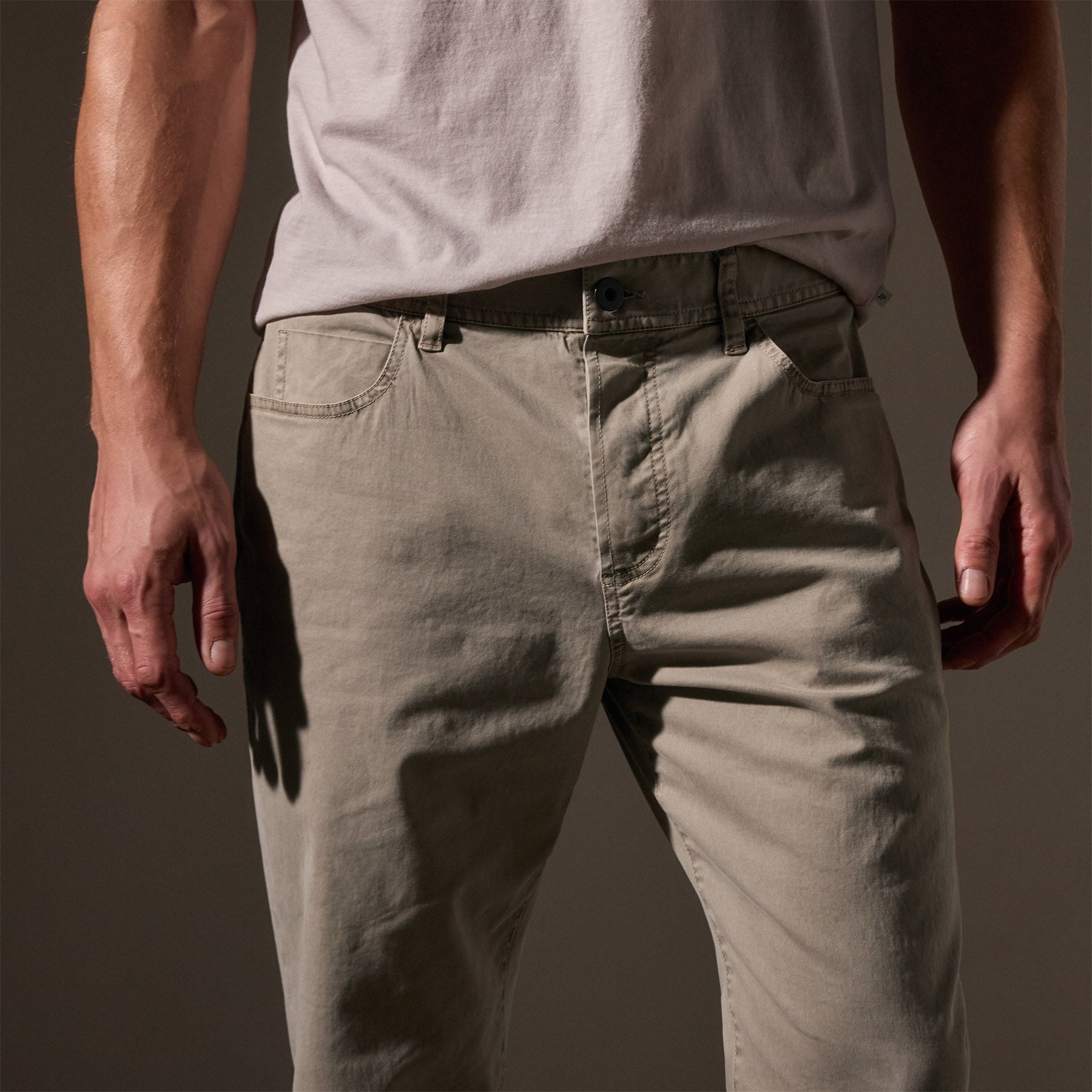 Men's Brushed Twill 5-Pocket Relaxed Fit Pants - Light Tan Pigment Wash | Comfortable Casual Wear for Work & Weekend Outings