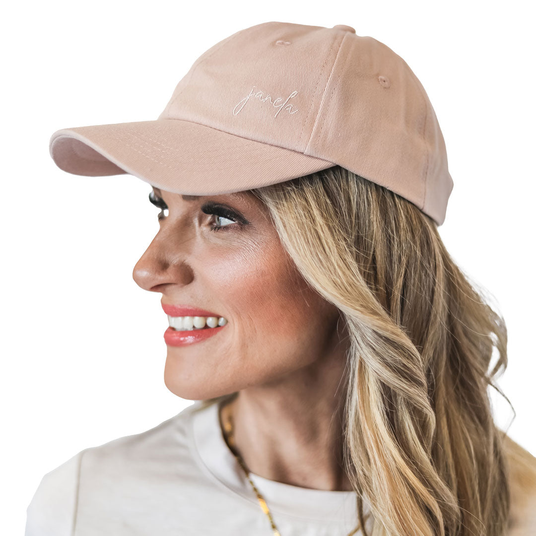 Stylish Snapback Hat for Men & Women - Adjustable Flat Bill Baseball Cap - Perfect for Sports, Casual Wear & Outdoor Activities