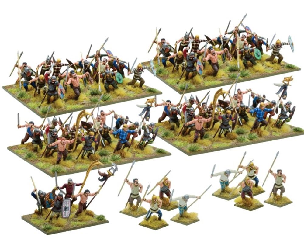 Hail Caesar: Caesar's Gallic Wars Starter Set - 28mm Plastic Miniatures for Historical Wargaming | Roman & Gallic Armies | Tabletop Battle Scenes & War Game Strategy