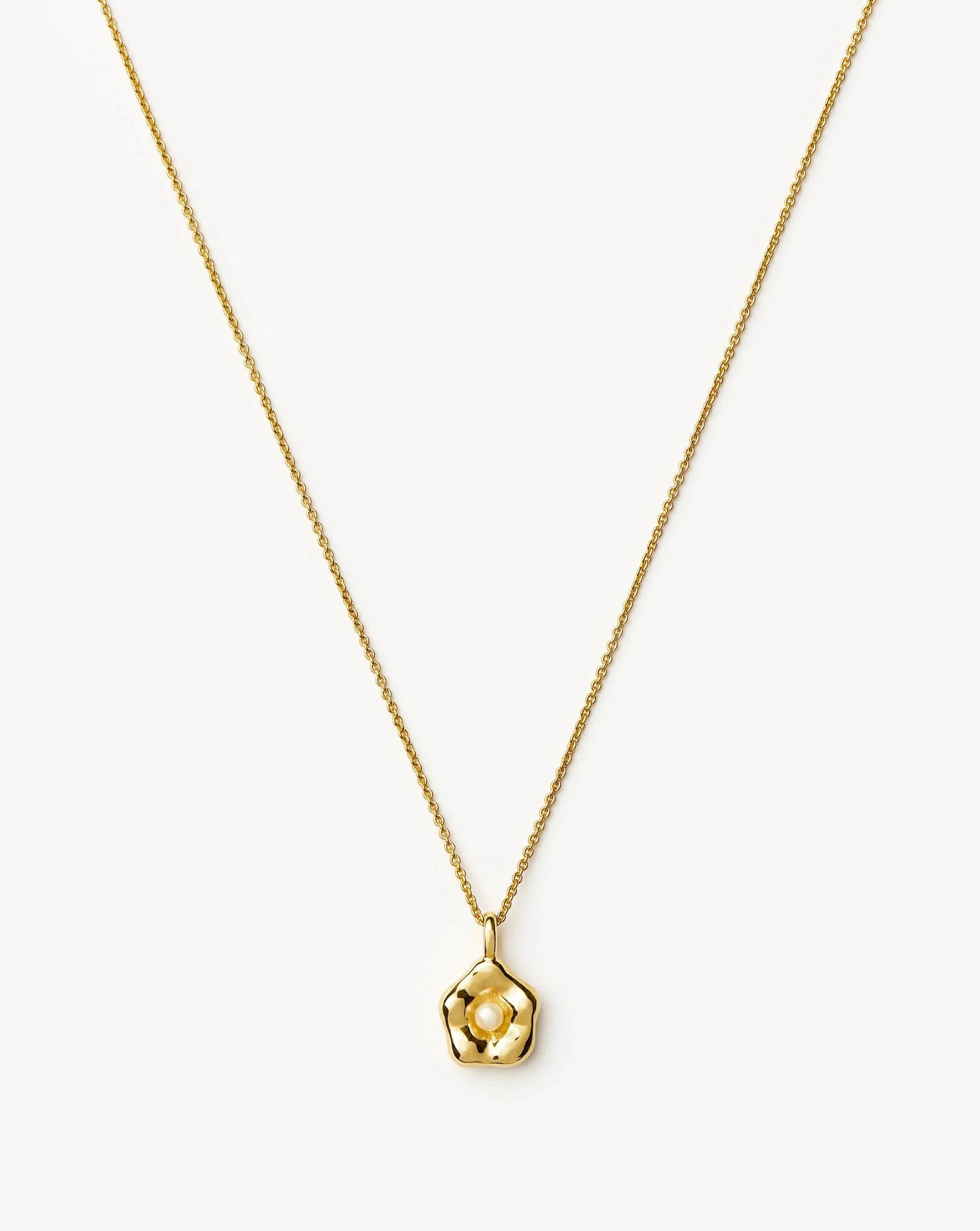 Eny Puffy Daisy Pendant Necklace for Women - 18k Gold Plated Pearl Flower Jewelry | Elegant Gift for Birthday, Anniversary & Everyday Wear