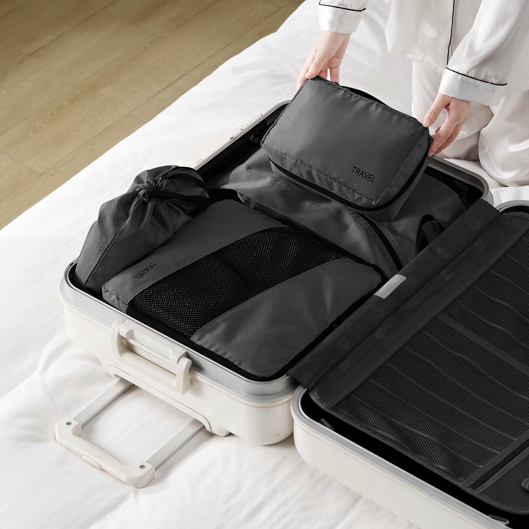 GRANNY SAYS 6-Piece Compression Packing Cubes Set | Expandable Travel Organizer for Clothes | Lightweight Carry-on Luggage for Cruise, Airplane & Business Trips | Foldable Travel Backpack Accessories for Women (Black) | Perfect for Vacation Packing, Business Travel & Weekend Getaways
