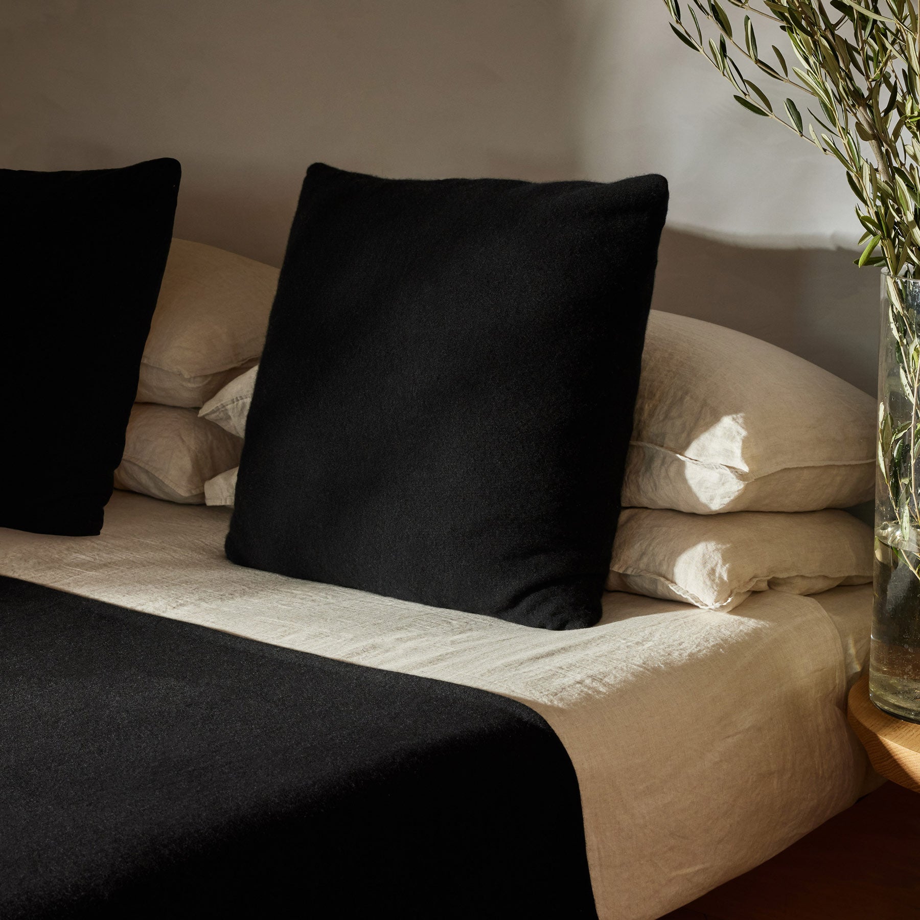 Luxury Black Cashmere Pillow Sham - Soft & Breathable Bedding for Cozy Nights - Perfect for Home Decor, Master Bedroom & Guest Room