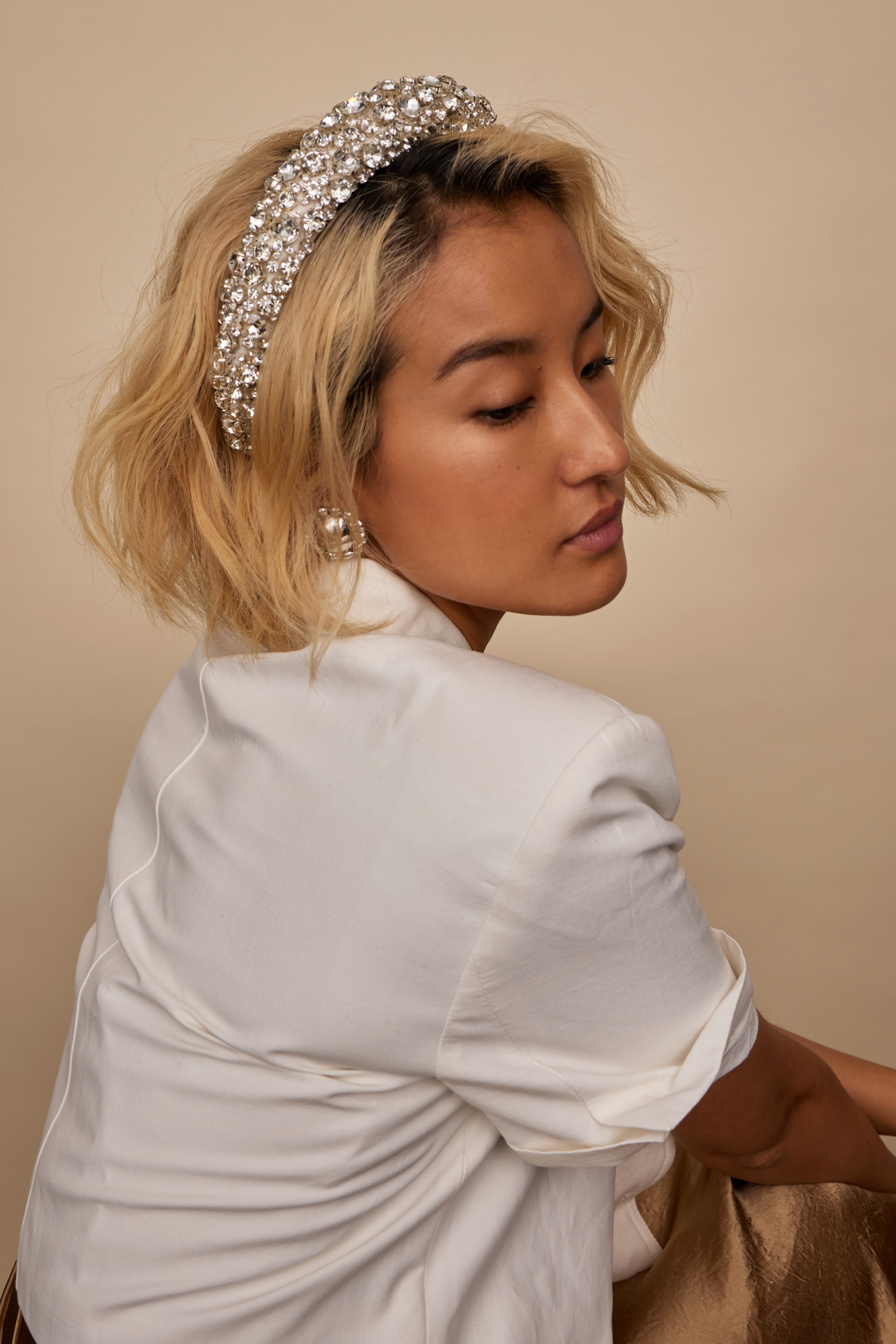 Hannah Crystal Padded Headband for Women - Sparkling Rhinestone Hair Accessories for Parties, Weddings & Special Occasions - Comfortable Stretchable Head Wrap for Everyday Wear