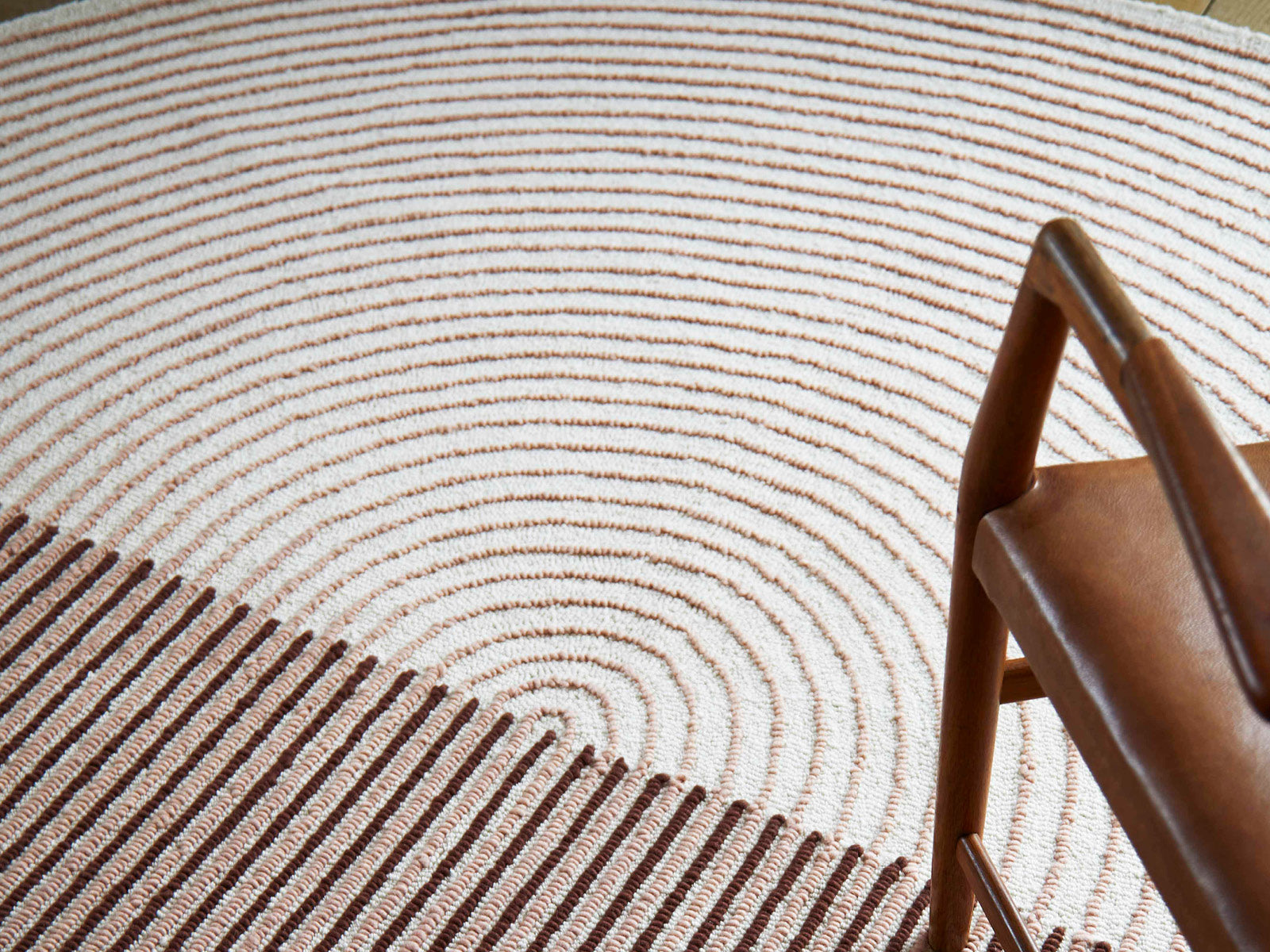 Stylish Round Jute Rug - Natural Fiber Floor Mat for Living Room, Bedroom & Boho Decor | Eco-Friendly & Durable Home Accent