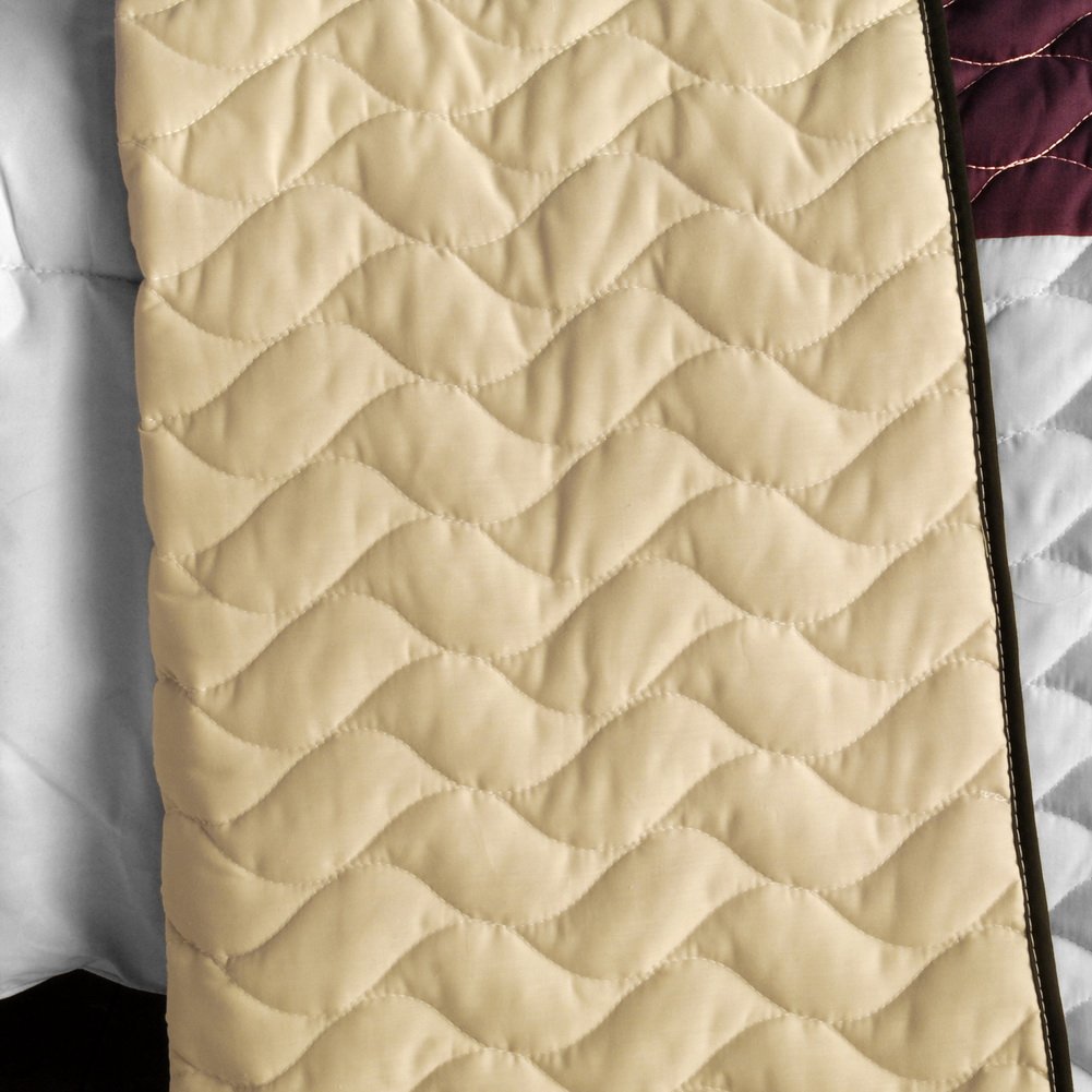 Star Swings Vermicelli-Quilted Patchwork Geometric Quilt Set - Full/Queen Size Bedding - Soft & Stylish for Cozy Bedroom Decor