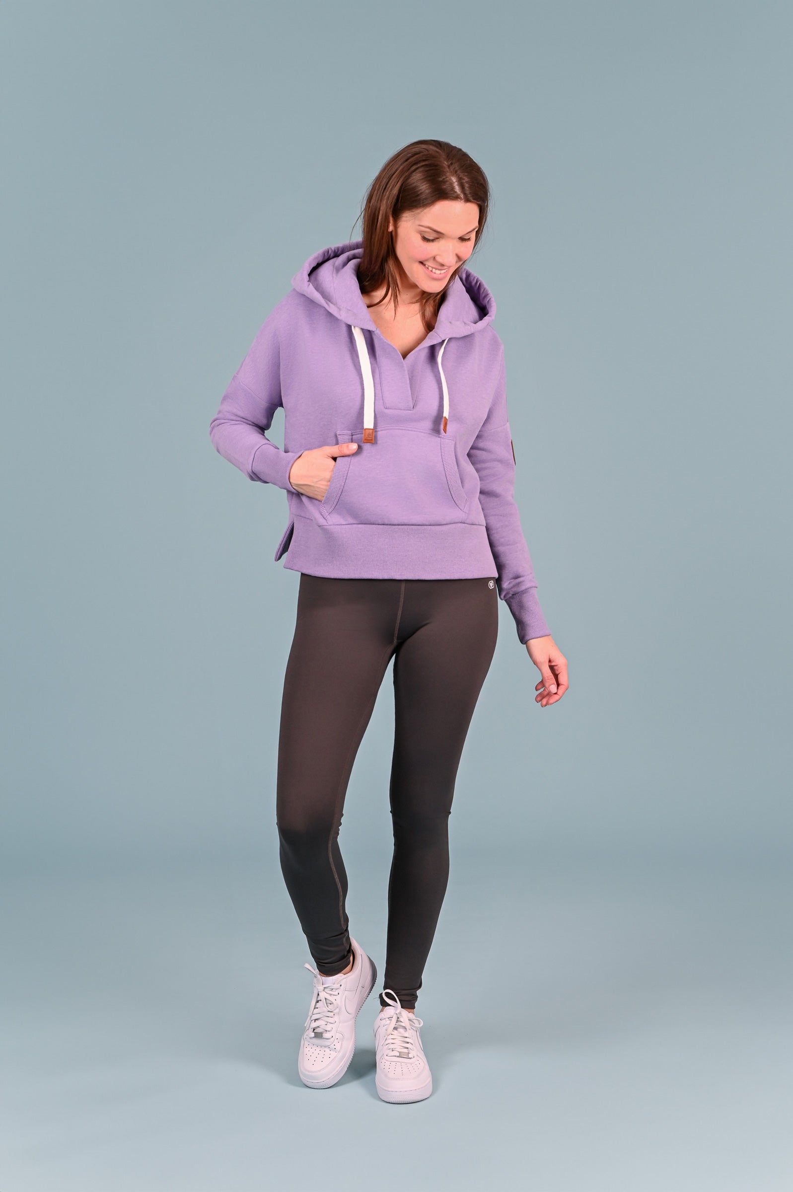 Premium Aksu Lavender Hoodie for Women & Men - Soft Cotton Pullover Sweatshirt with Kangaroo Pocket | Cozy Loungewear, Casual Outfit & Streetwear Fashion