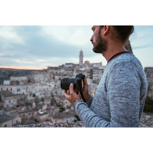 Nikon NIKKOR Z DX 18-140mm f/3.5-6.3 VR Lens for Mirrorless Cameras - Perfect for Travel, Landscape & Portrait Photography