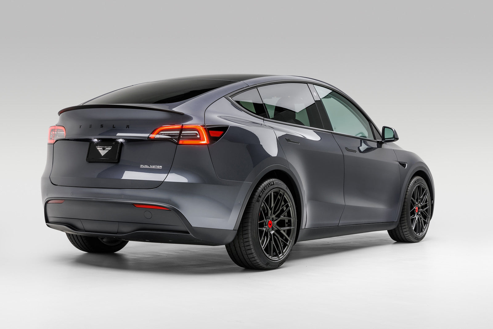 Tesla Model Y 20
