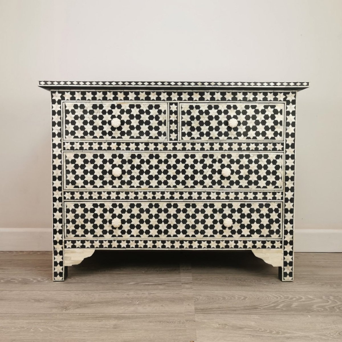Handmade Bone Inlay Star Design Black 4-Drawer Dresser for Bedroom - Vintage Boho Storage Furniture for Home Decor & Organization