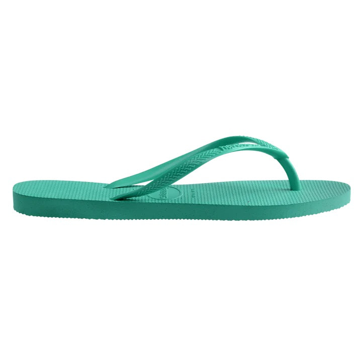 HAVAIANAS SLIM BASIC KIDS FLIP FLOPS - VIRTUAL GREEN - Comfortable Beach Sandals for Boys & Girls, Perfect for Pool, Vacation and Summer Outdoor Activities
