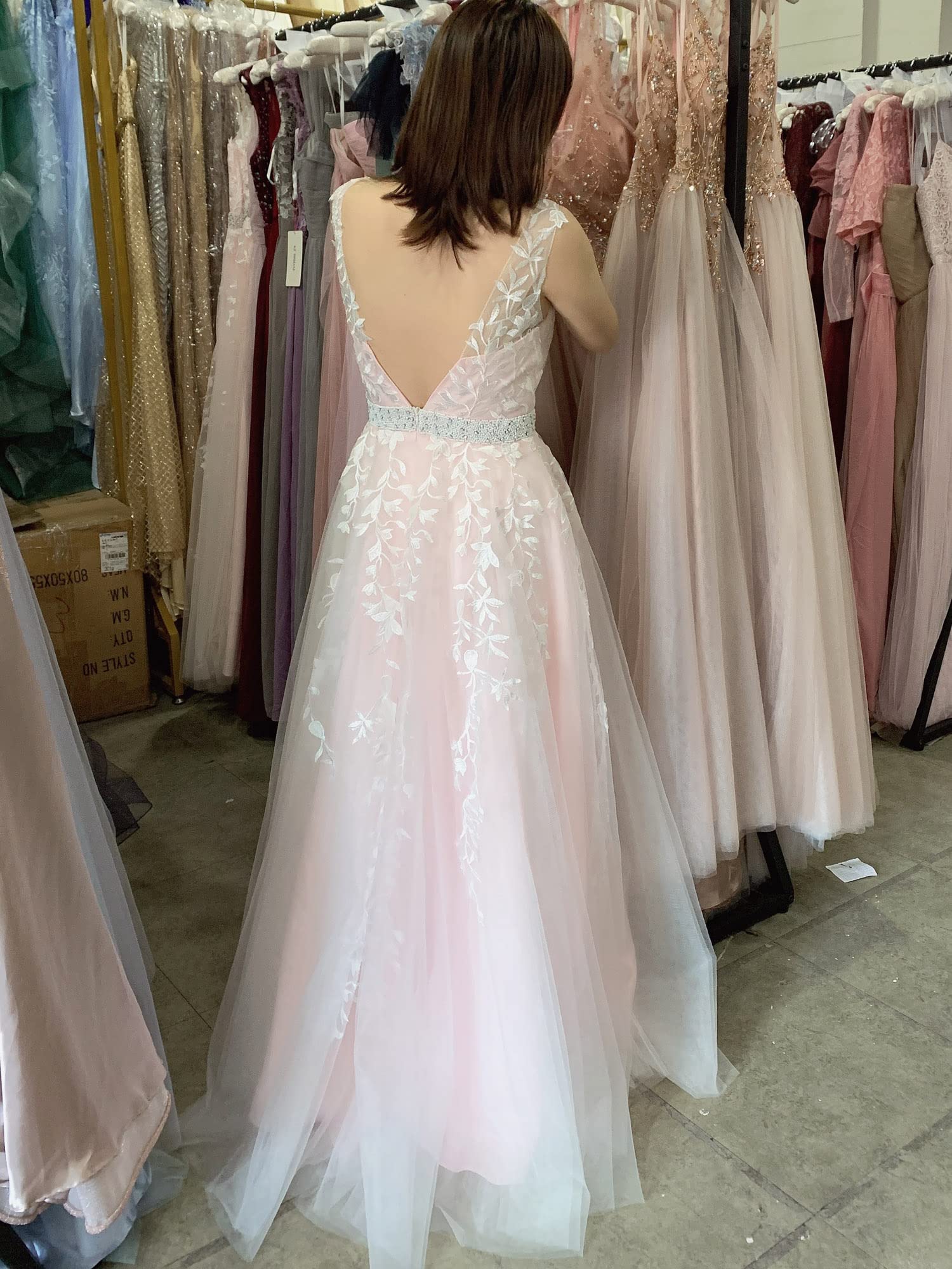 Elegant 2023 Prom Dresses - V-Neck Tulle Military Ball Gown with Lace Appliques & Beaded Details | Perfect for Homecoming, Evening Parties & Formal Events