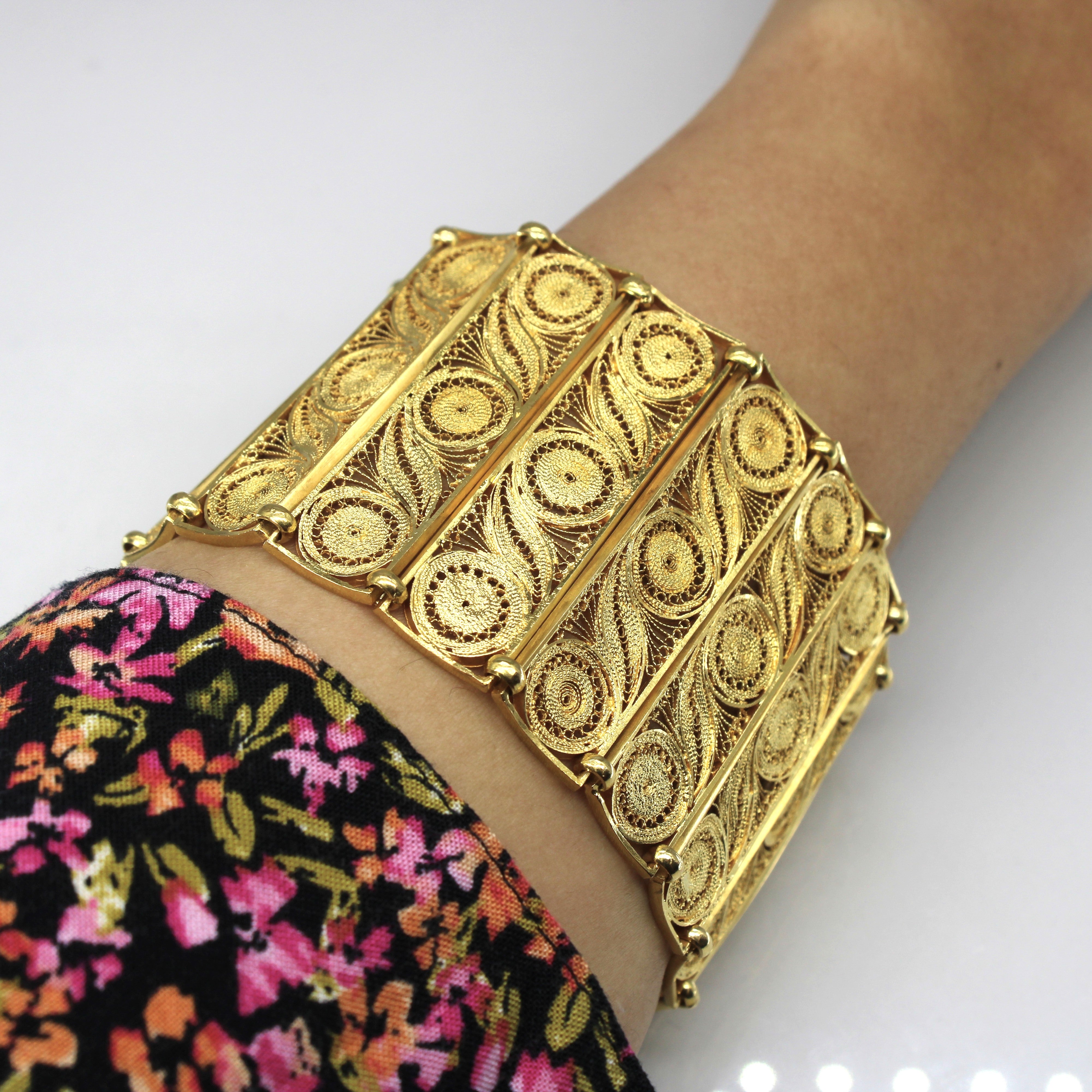 Vintage Madagascar Hallmarked Filigree Design Gold Bracelet - 7