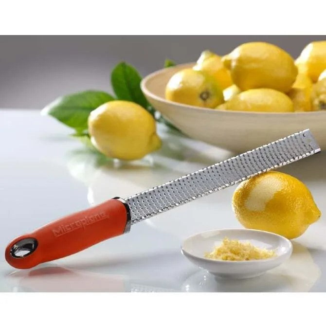 Microplane Premium Series Zester Grater - Ultra Sharp Stainless Steel Kitchen Tool for Zesting Citrus, Grating Cheese & Chocolate - Perfect for Baking, Cooking & Garnishing Dishes
