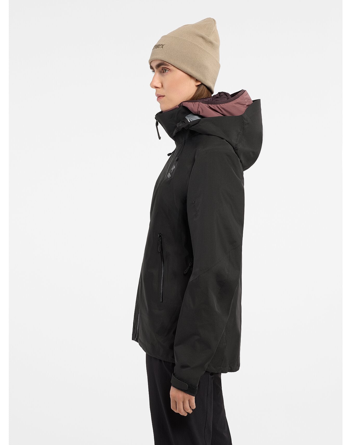 Women's Beta AR Jacket - Lightweight Waterproof Hiking Shell for Outdoor Adventures | Perfect for Trail Running, Camping & Mountain Climbing