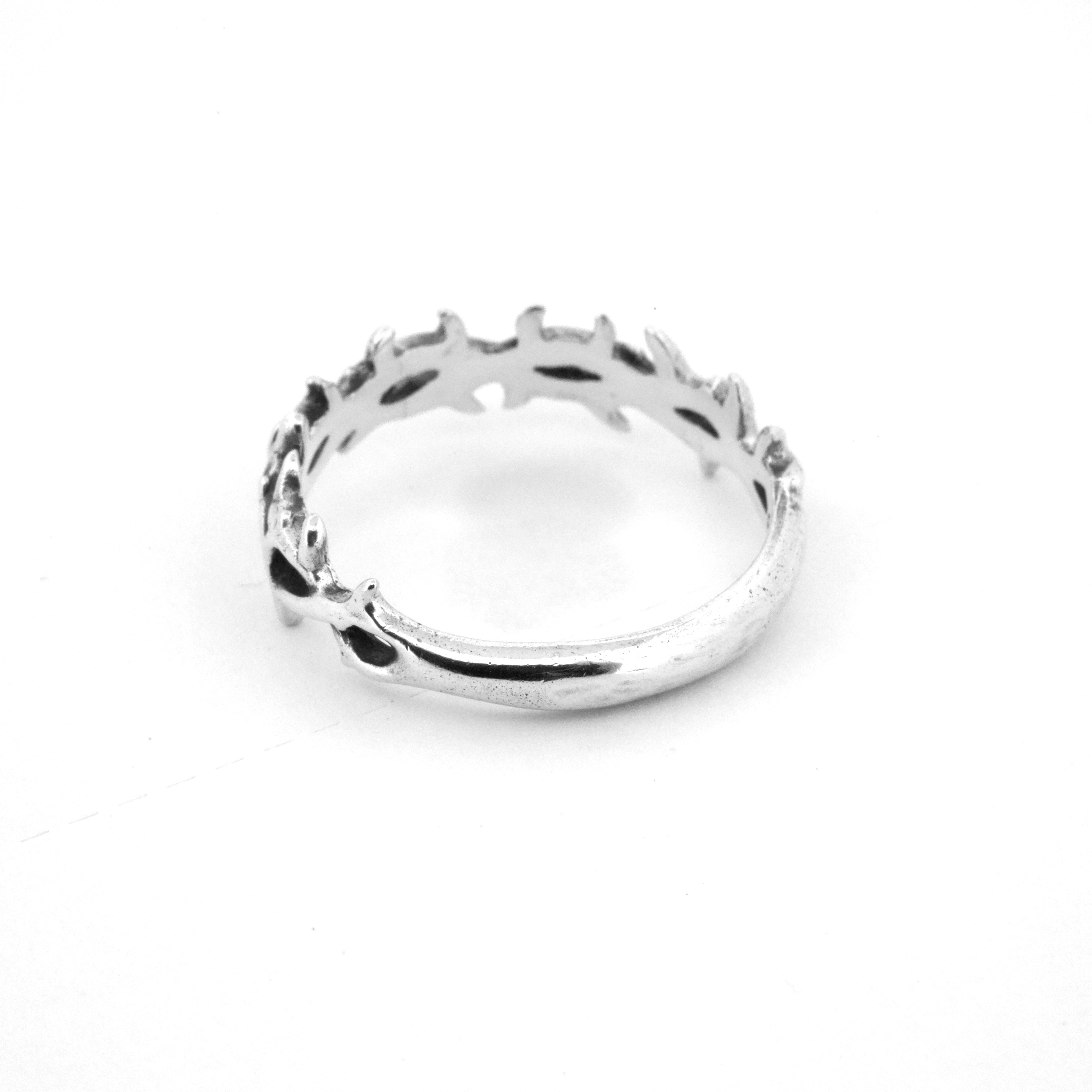 Thorns II Ring for Women - Gothic Punk Spiked Band Ring - Stainless Steel Adjustable Statement Jewelry - Perfect for Halloween, Concerts, and Edgy Fashion