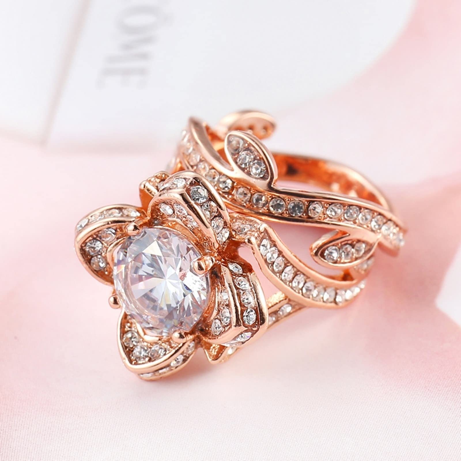 Vintage Rose Gold Wedding Ring for Women - White Round Cubic Zirconia with Rose Design, Elegant Valentines Day Gift, Perfect for Engagement, Anniversary & Romantic Occasions