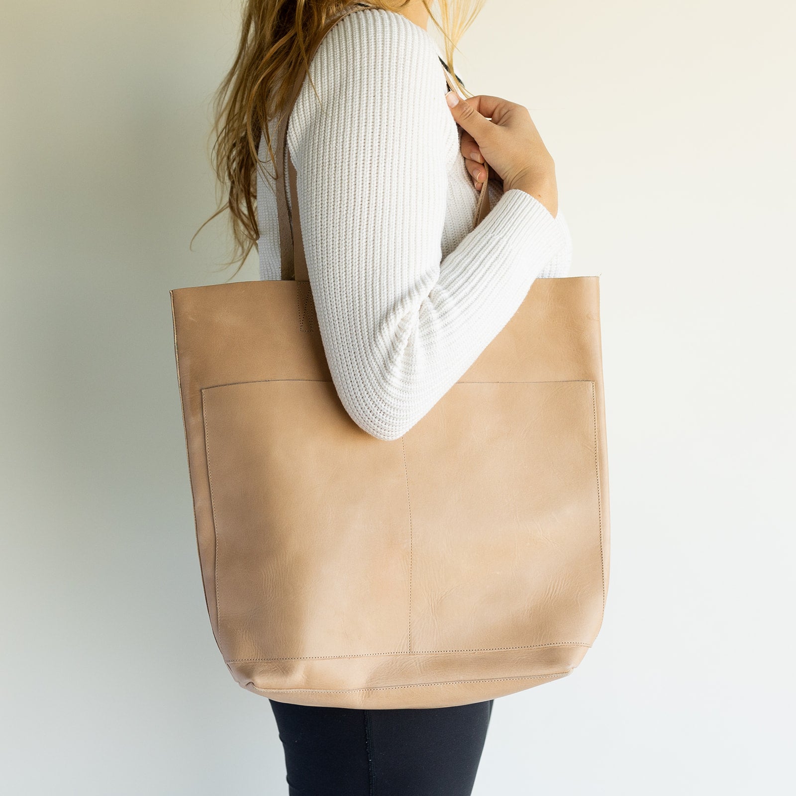 Classic Leather Tote Bag for Women - Premium Genuine Leather Handbag - Stylish & Spacious Oat Color Shoulder Bag - Perfect for Work, Travel & Everyday Use