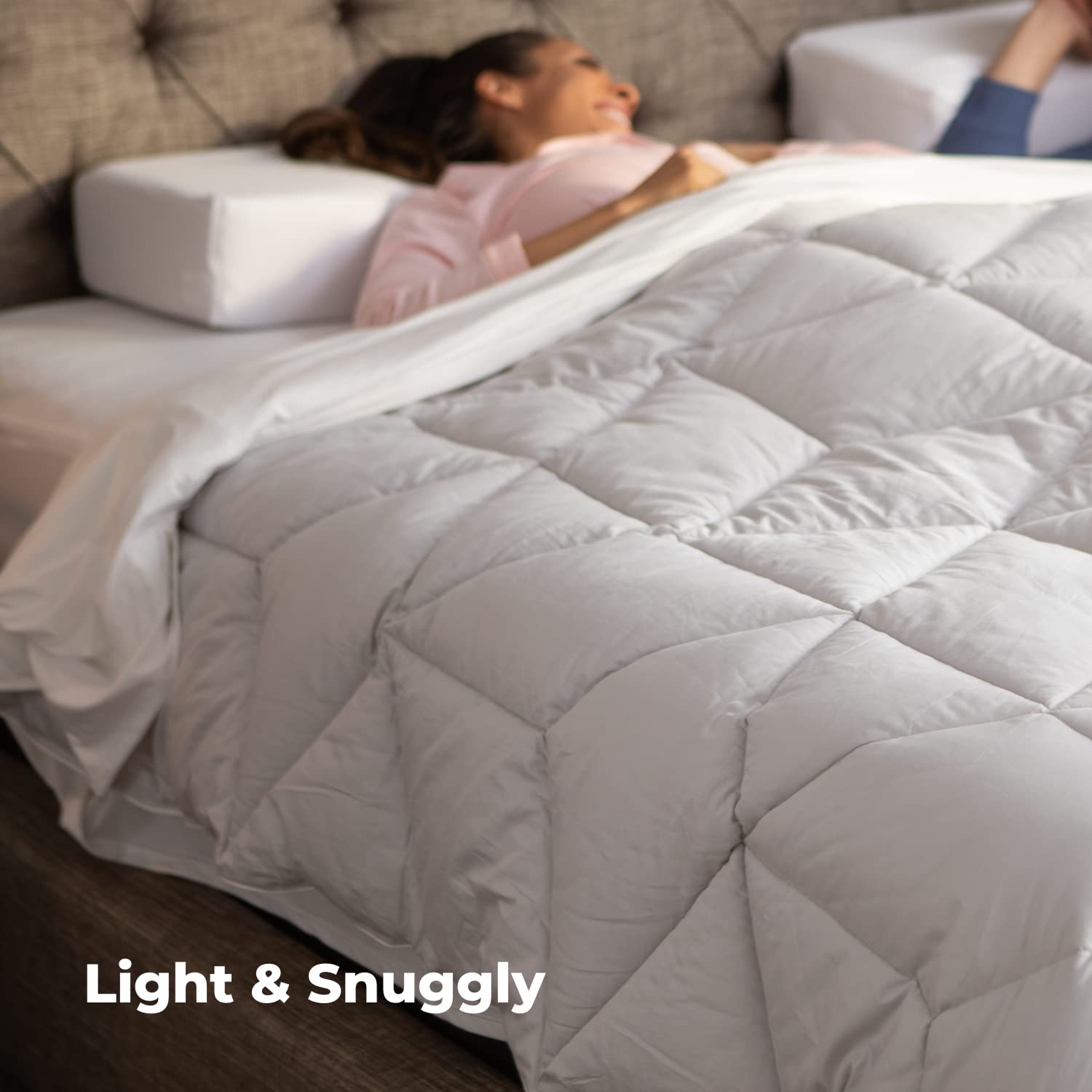 Pillow Cube The Cubit Comforter - Cooling Vegan Down Alternative Duvet Insert for Full/Queen Bed | Breathable Bedding Set in White & Light Grey | Perfect for Hot Sleepers & Allergy Sufferers