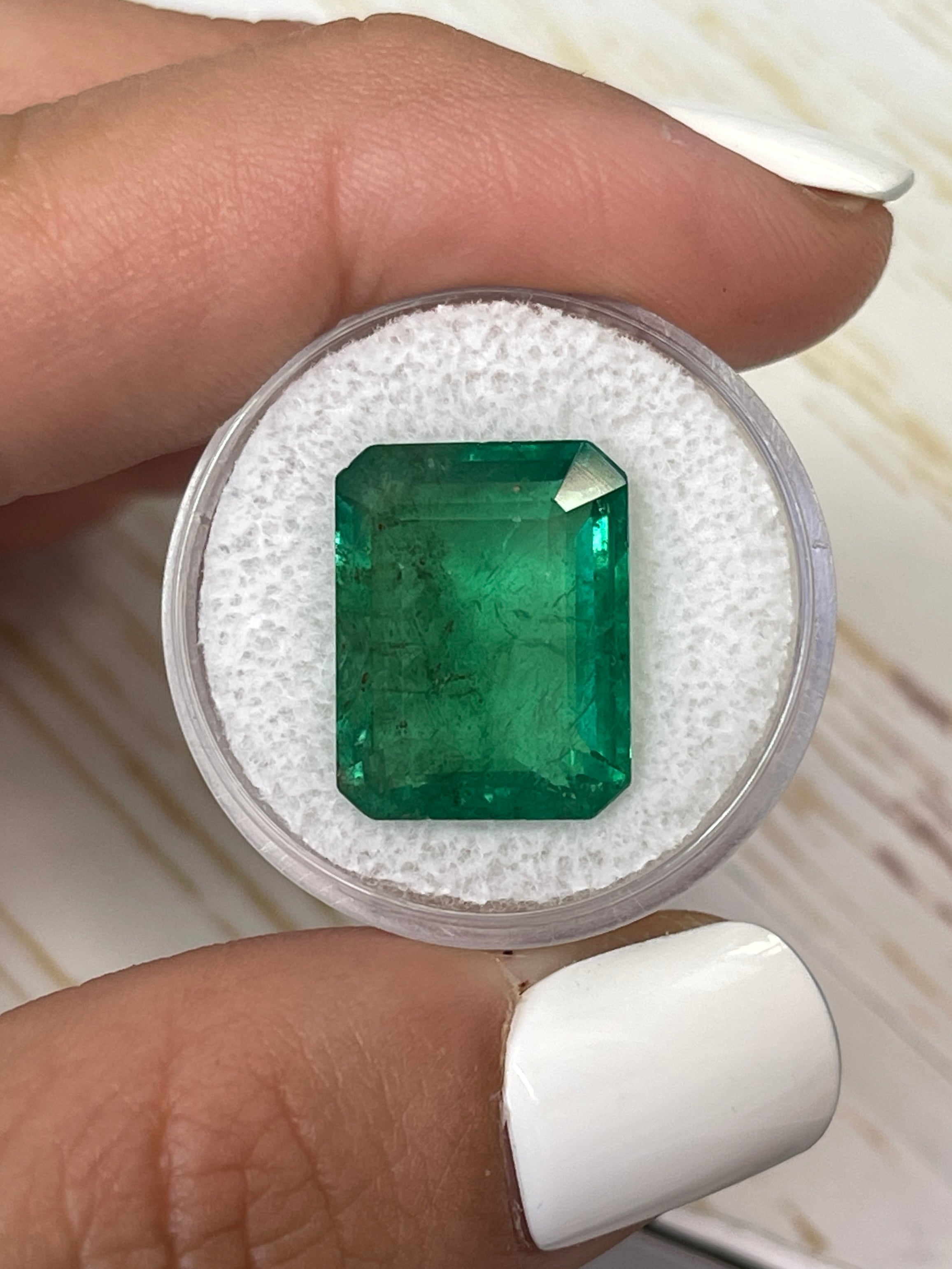 14.13 Carat Natural Zambian Emerald - Loose Green Emerald Cut Gemstone 16.5x13mm for Jewelry Making, Engagement Rings & Luxury Gifts