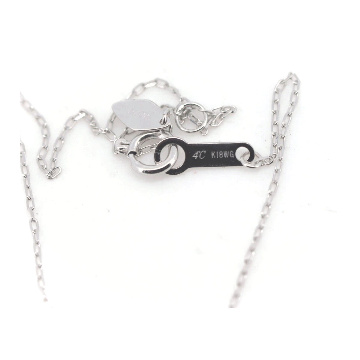 4℃ Diamond 18K White Gold Necklace for Women - Elegant Pendant Jewelry Gift for Anniversary, Wedding & Special Occasions