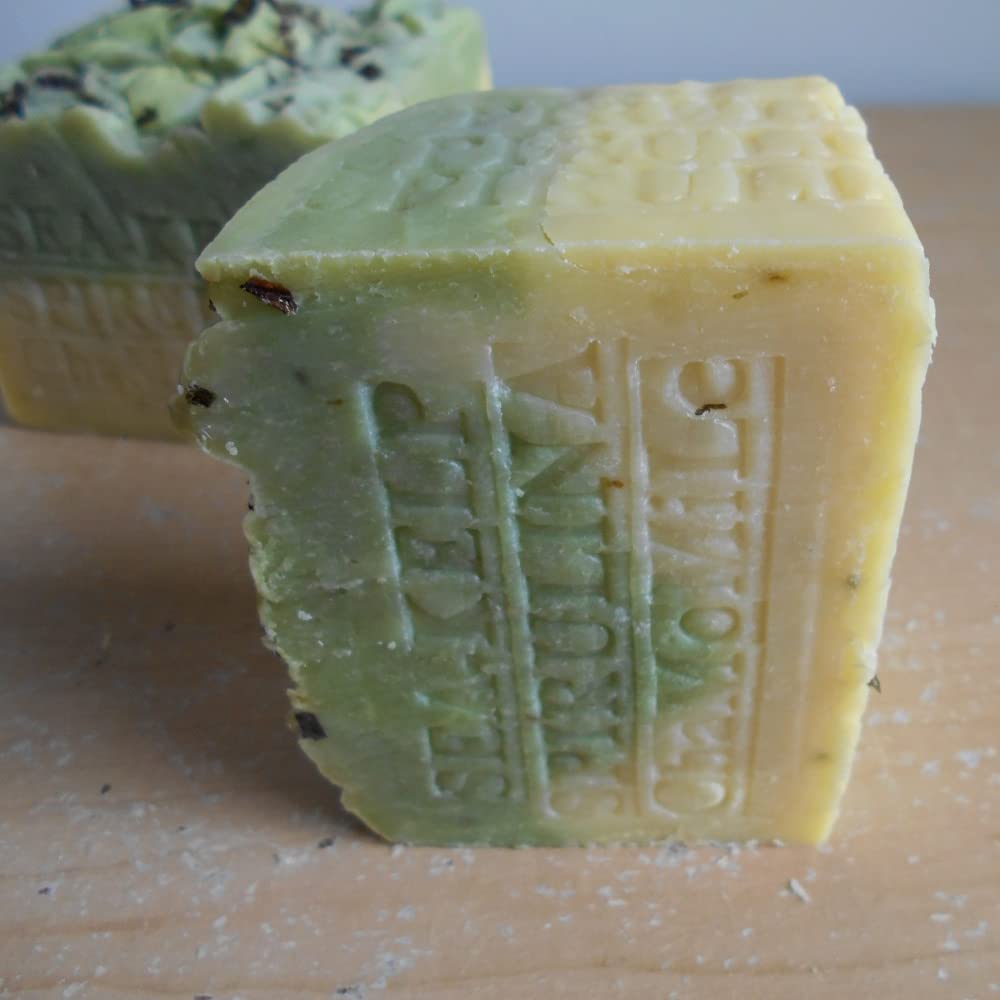 Organic Handmade Soap with Sea Kelp & Chamomile - Natural Moisturizing Bar for Sensitive Skin - Perfect for Daily Face & Body Cleansing, Spa & Relaxation Gifts