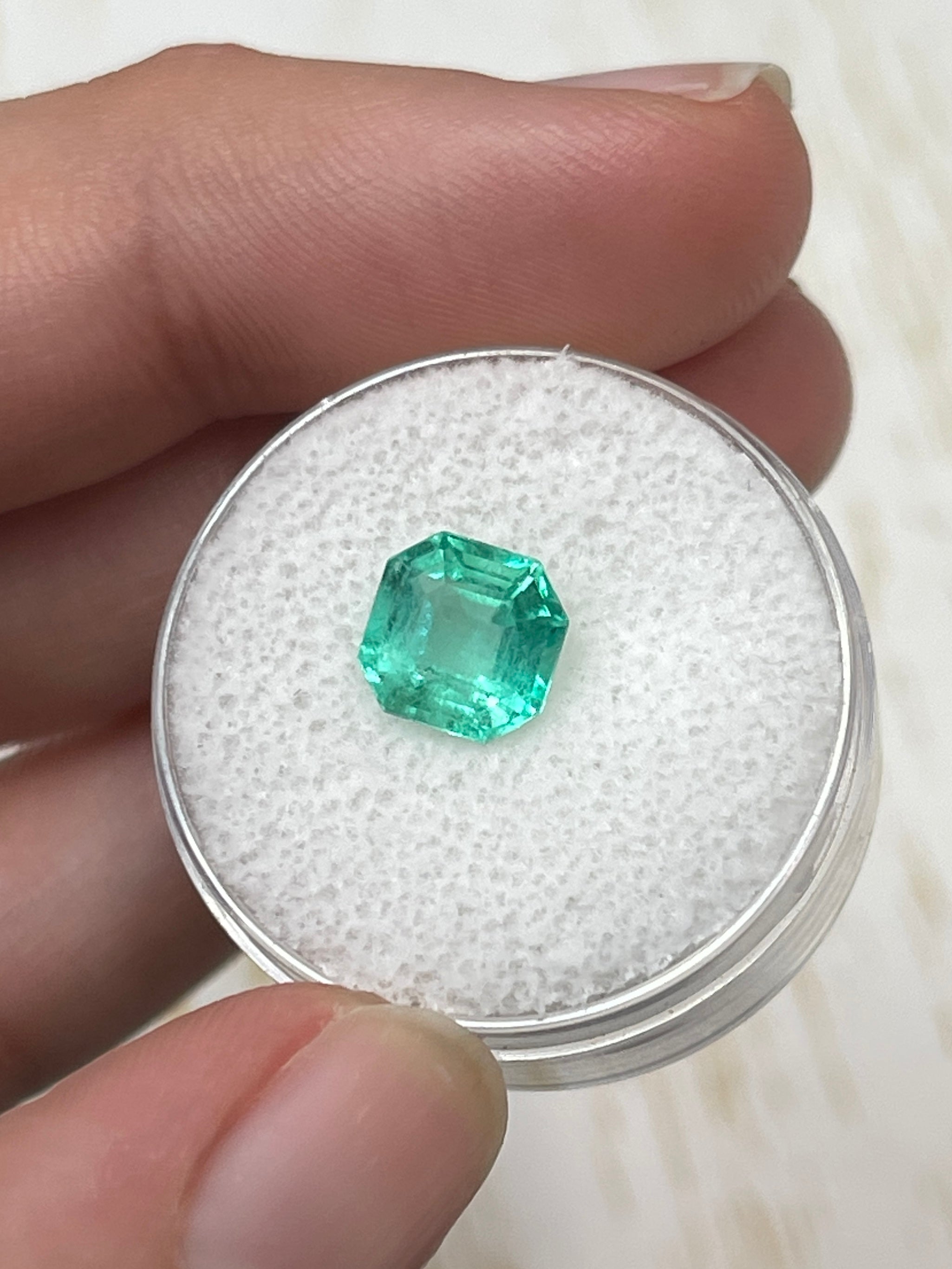 1.87 Carat 8x8mm Art Deco Style Medium Green Natural Loose Colombian Emerald Asscher Cut Gemstone for Jewelry Making, Engagement Rings & Luxury Gifts