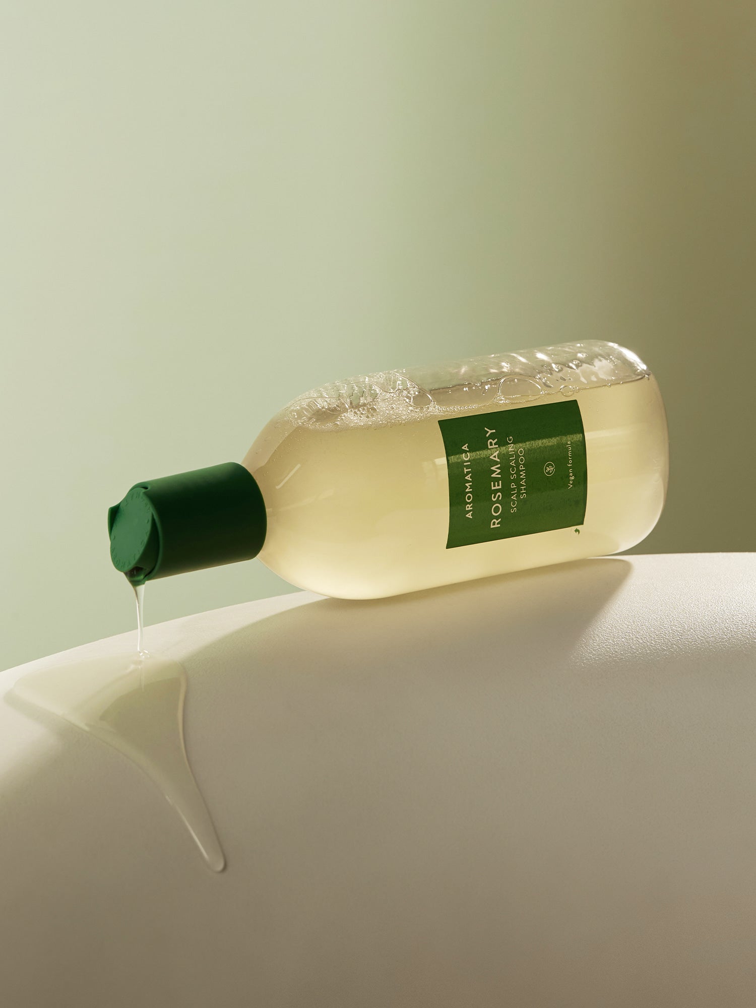Aromatica Rosemary Scalp Scaling Shampoo 400ml - Deep Cleansing & Exfoliating for Healthy Hair Growth - Perfect for Dry, Itchy Scalp & Dandruff Relief