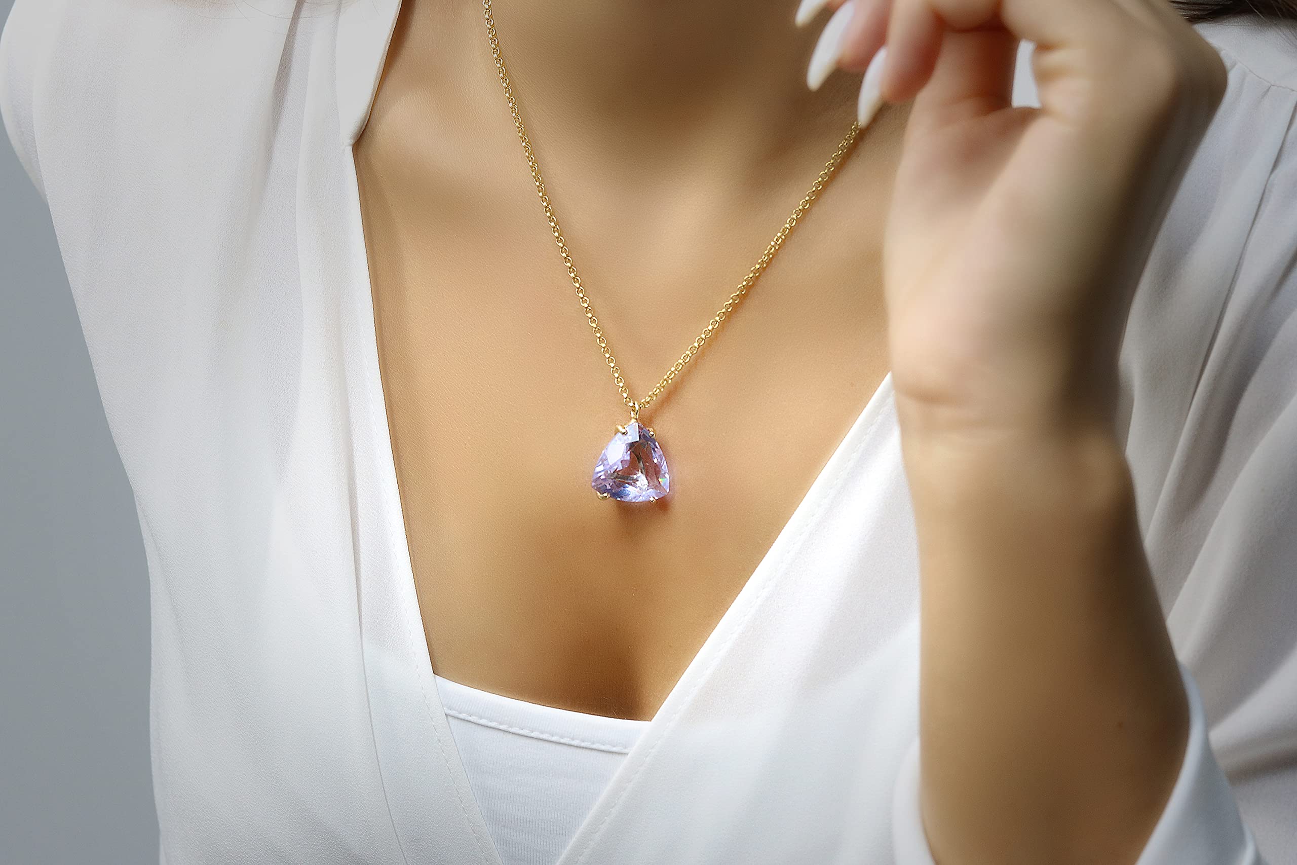 Tanzanite Anemone Necklace in Gold - Handmade Bridal Jewelry, Crystal Statement Pendant Necklace, December Birthstone Gift - Perfect for Weddings, Anniversaries & Special Occasions
